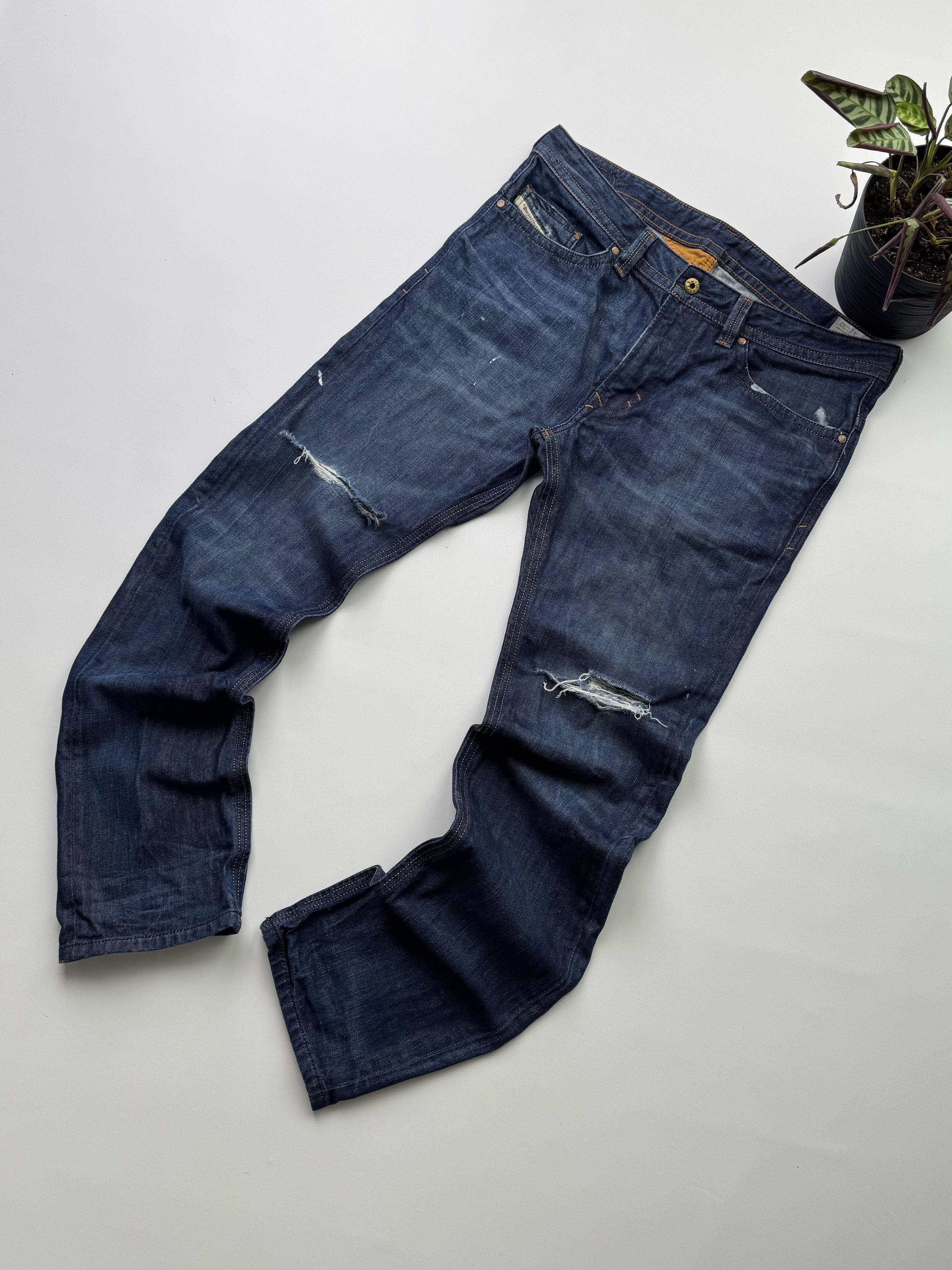 Diesel Diesel Vintage Jeans (145) Size US 34 / EU 50 - 1 Thumbnail