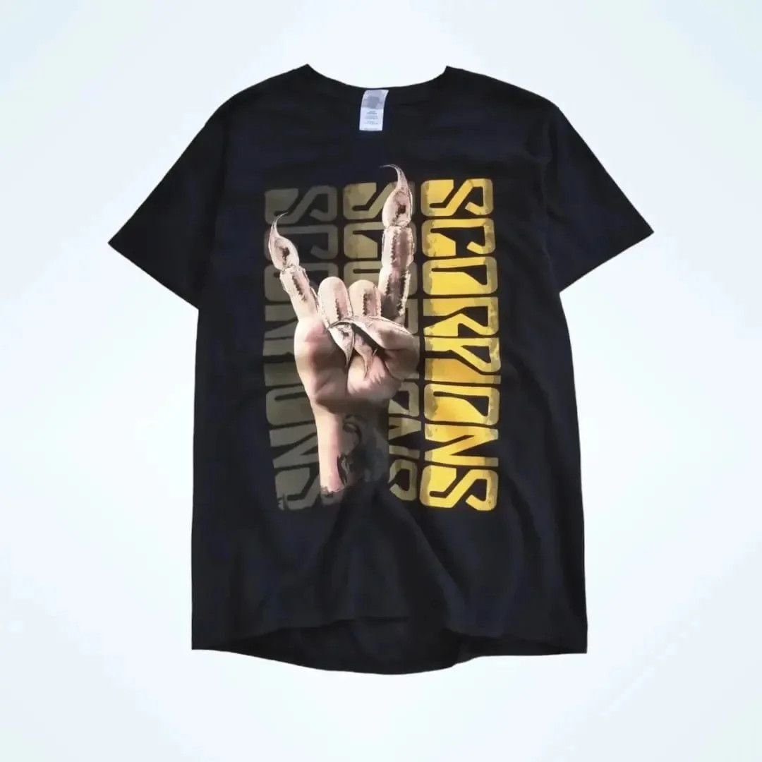 Gildan Scorpions World Tour 2016 Size US M / EU 48-50 / 2 - 1 Thumbnail