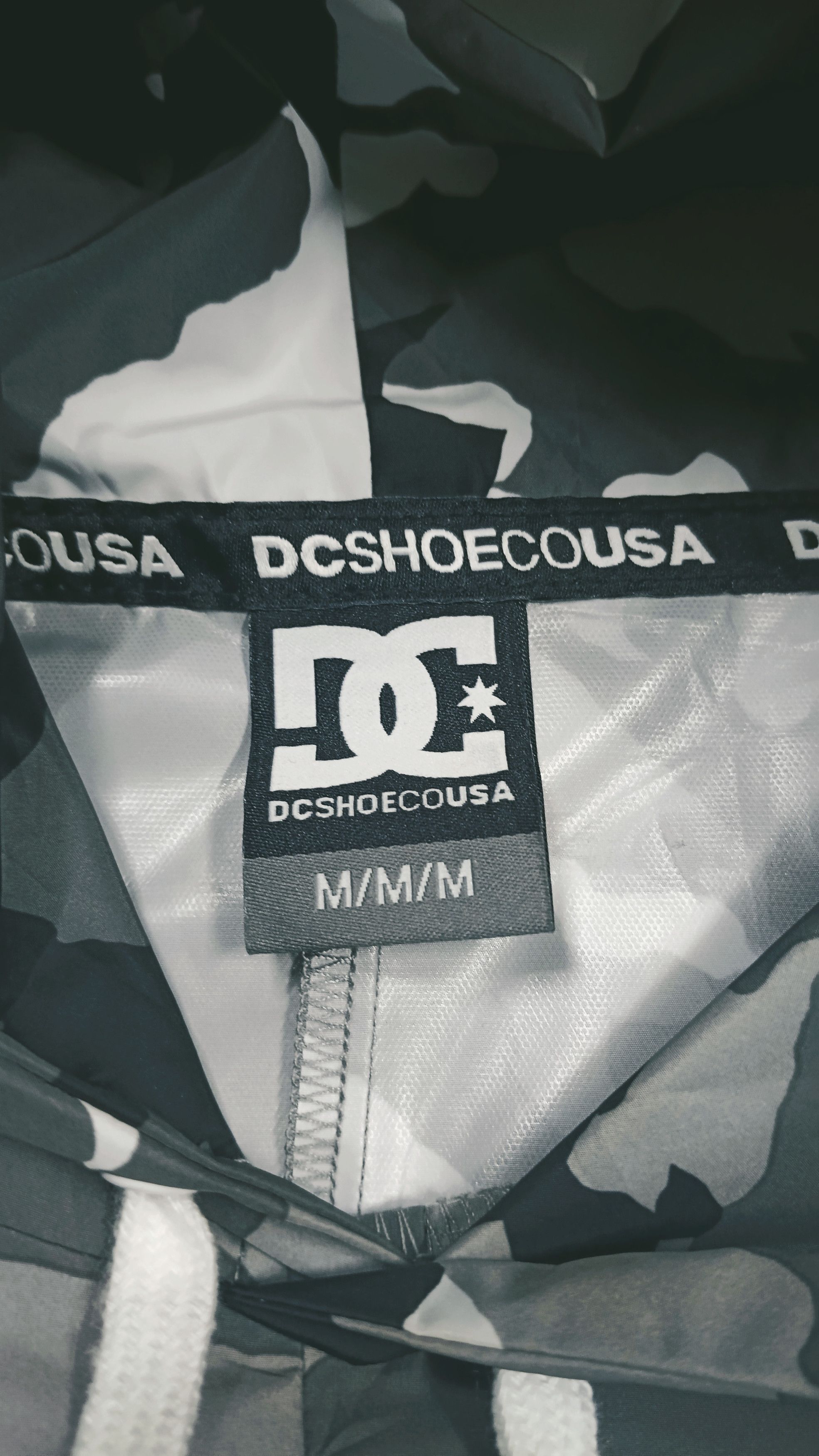 DC 🔥 DC SHOE CO USA Hooded Packable Windbreaker Pullover Size US M / EU 48-50 / 2 - 9 Thumbnail