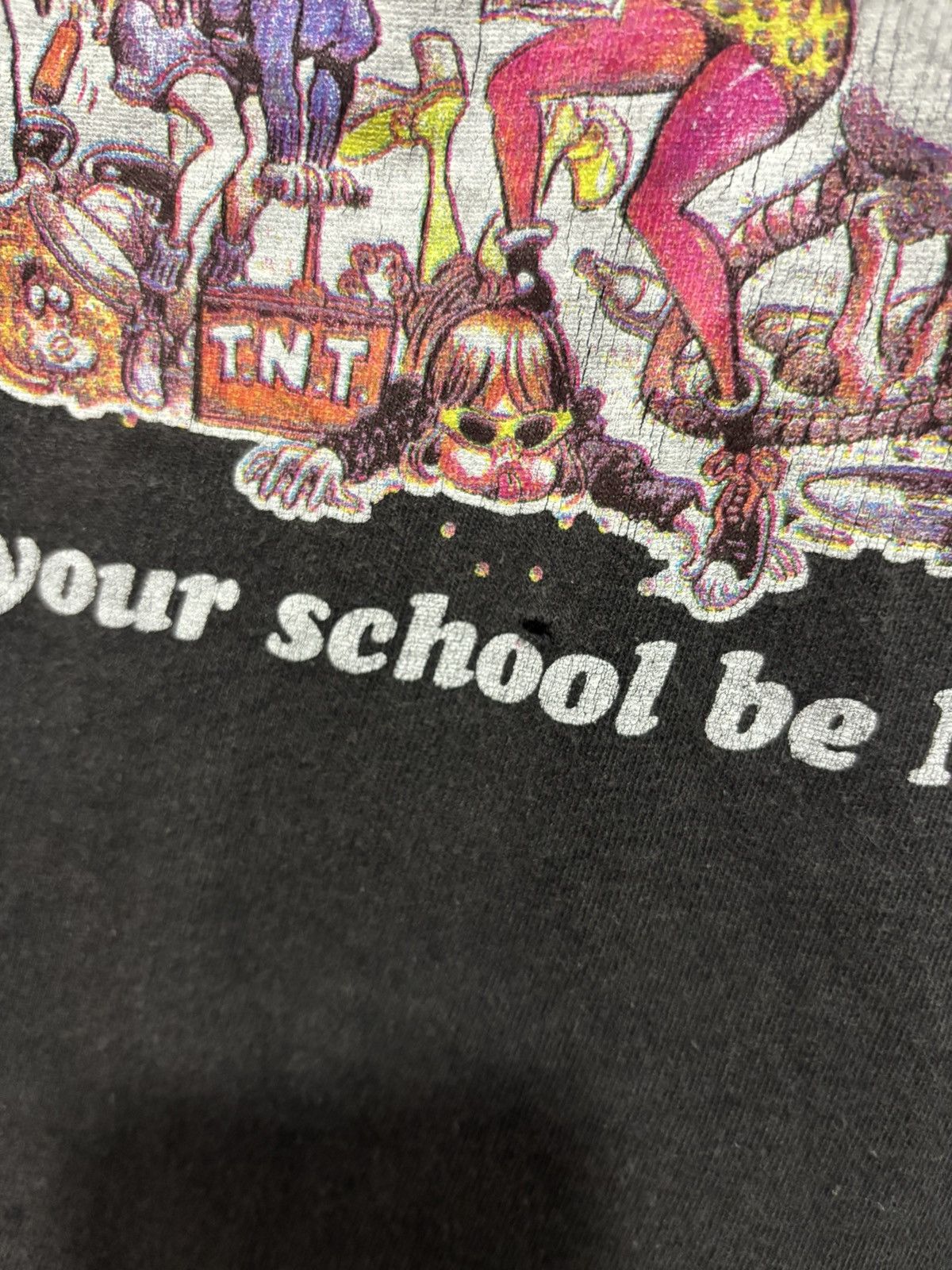 Vintage Vintage Ramones Rock N Roll High School Movie Tshirt Size US L / EU 52-54 / 3 - 5 Thumbnail