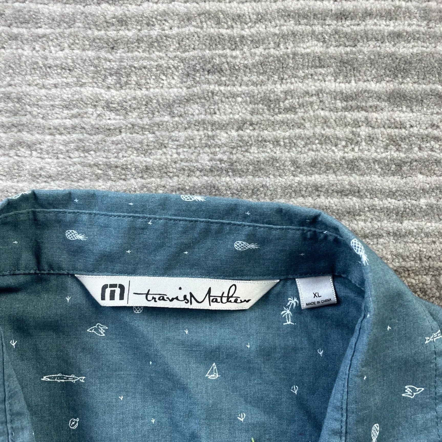 TravisMathew Travis Mathew Shirt Mens XL Blue Button-Up Long Sleeve Collared Button-Down Geometric Breathable Pockets Casual Formal Size US XL / EU 56 / 4 - 6 Thumbnail