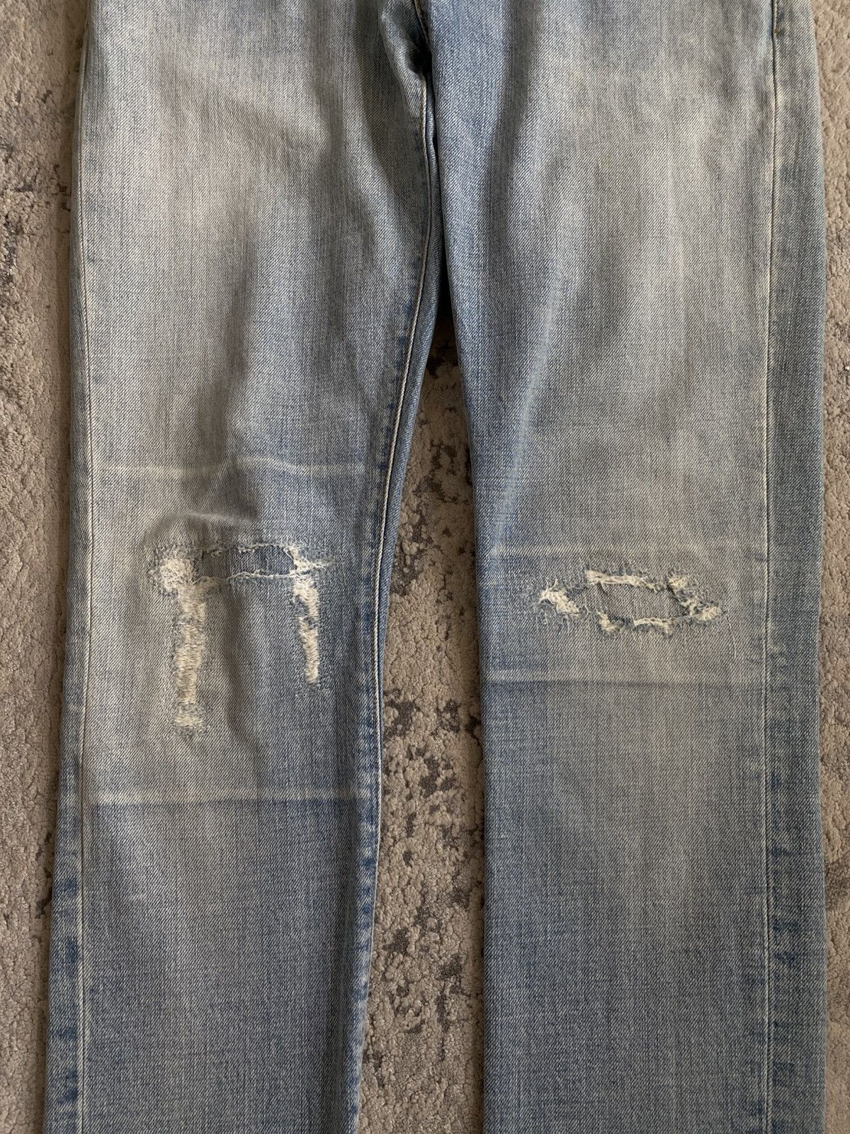 Hedi Slimane × Saint Laurent Paris Saint Laurent - 2015 Knee Repair D02 Lightwash Jeans Size US 32 / EU 48 - 2 Thumbnail