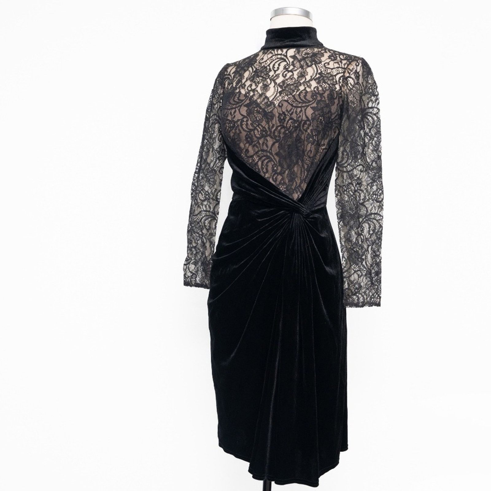 Tadashi Shoji TADASHI SHOJI. Lace & Velvet Sheath Dress. Size XS / US 0-2 / IT 36-38 - 9 Thumbnail