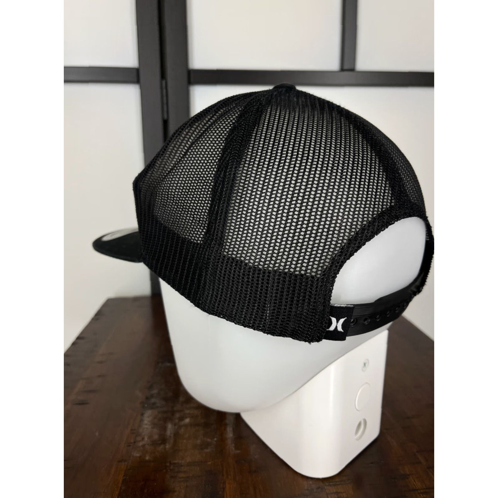 Hurley Hurley Hat Cap Snap Back Adult One Size Black Trucker Cotton Blend Adjustable Men Baseball Cap 90s Beach Brand: Hurley Mens Hats Size ONE SIZE - 5 Thumbnail