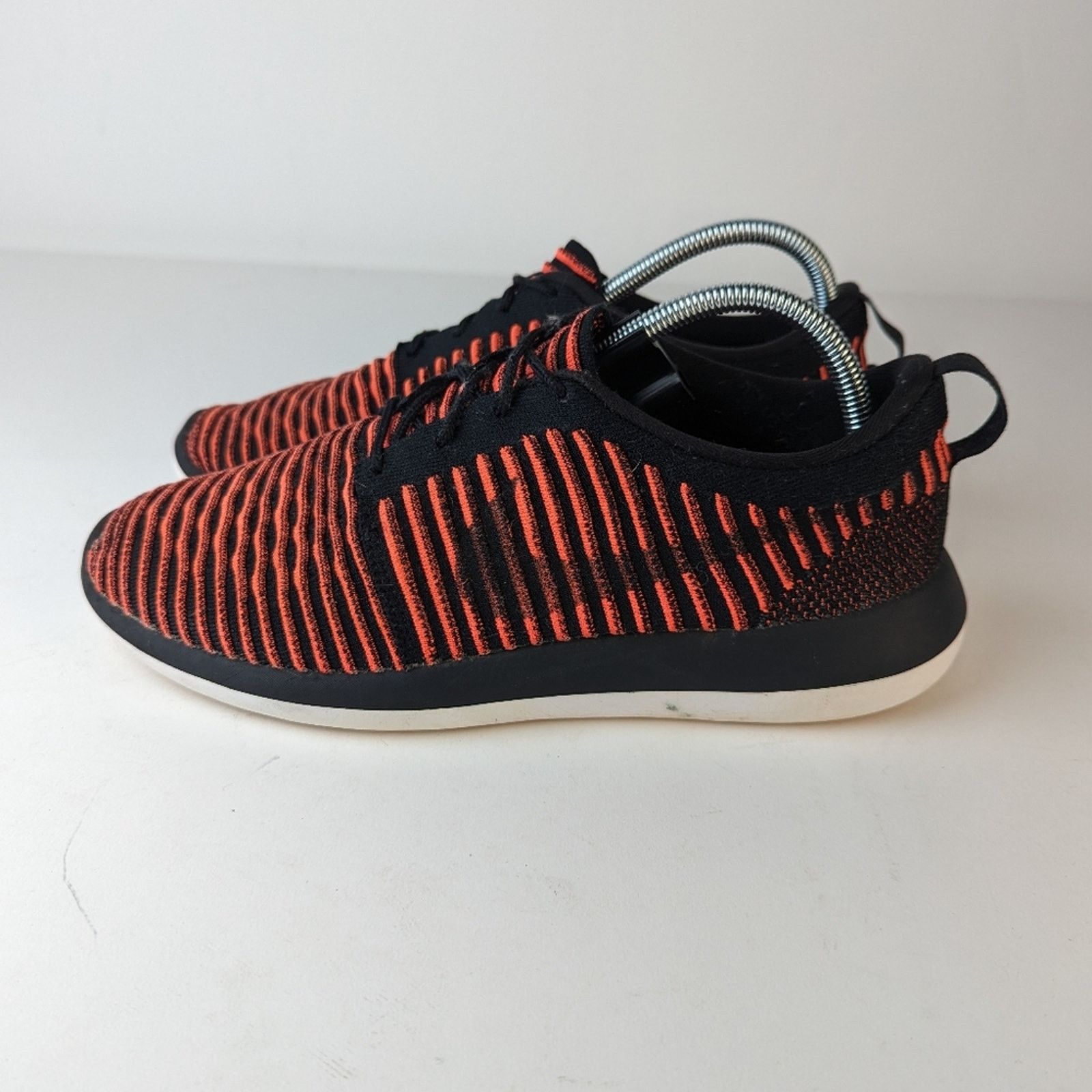Nike Nike Roshe Flyknit " Black Bright Crimson" - 10 Size US 10 / EU 43 - 8 Thumbnail