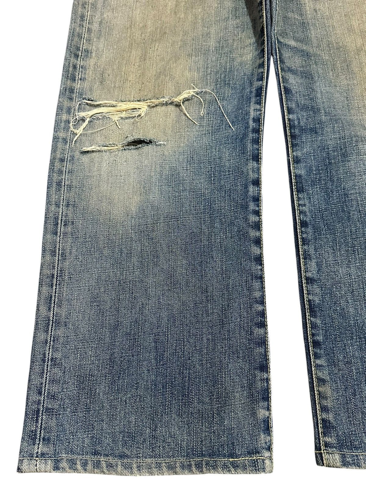 Japanese Brand Vintage Japanese Uniqlo Mud Wash Distressed Baggy Jeans Size US 33 - 7 Thumbnail