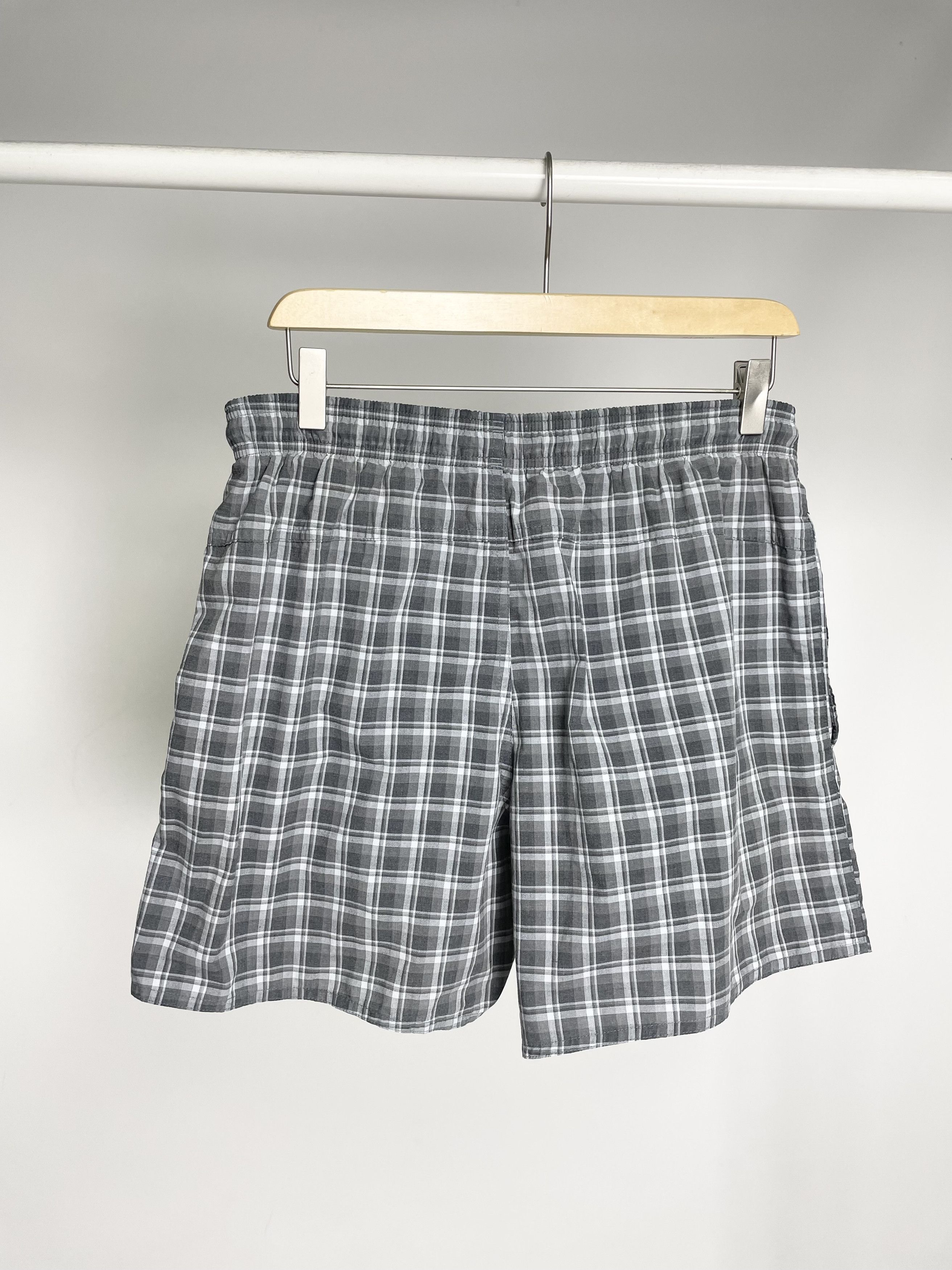 Adidas Adidas Vintage Checkered Plaid Gray White Nylon Beach Shorts Size US 32 / EU 48 - 9 Thumbnail