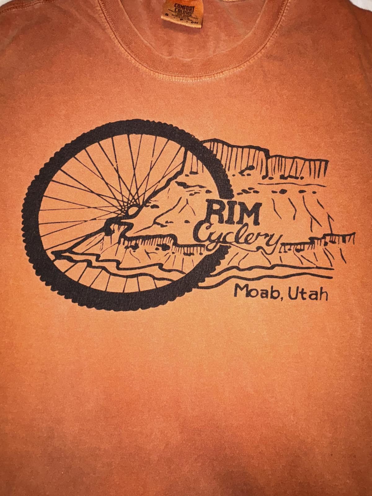 Designer Classic Rim Cyclery Vintage T-Shirt - Moab Utah Size US S / EU 44-46 / 1 - 2 Thumbnail