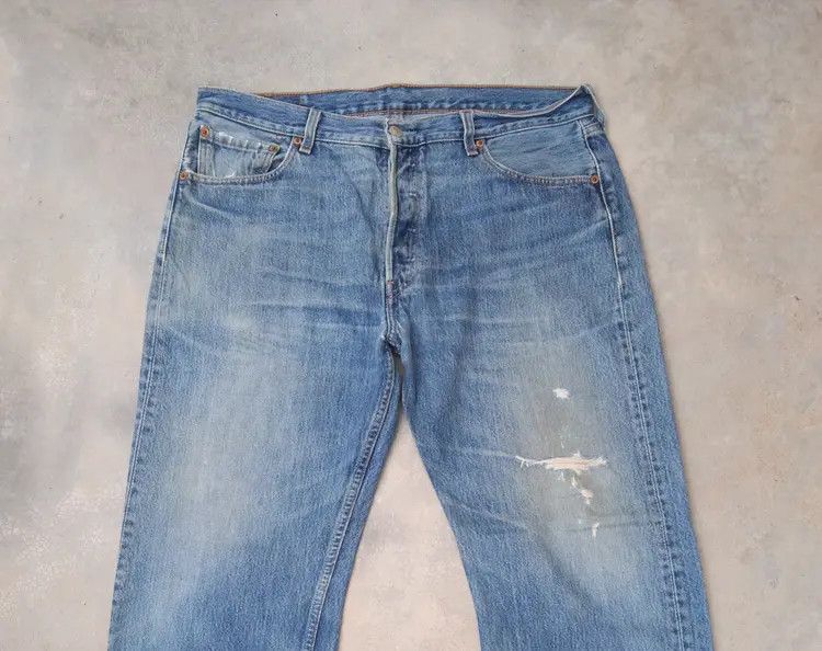 Levi's × Vintage Vintage Levis 501 Straight Leg Distressed Jeans 36x30 Size US 36 / EU 52 - 7 Thumbnail
