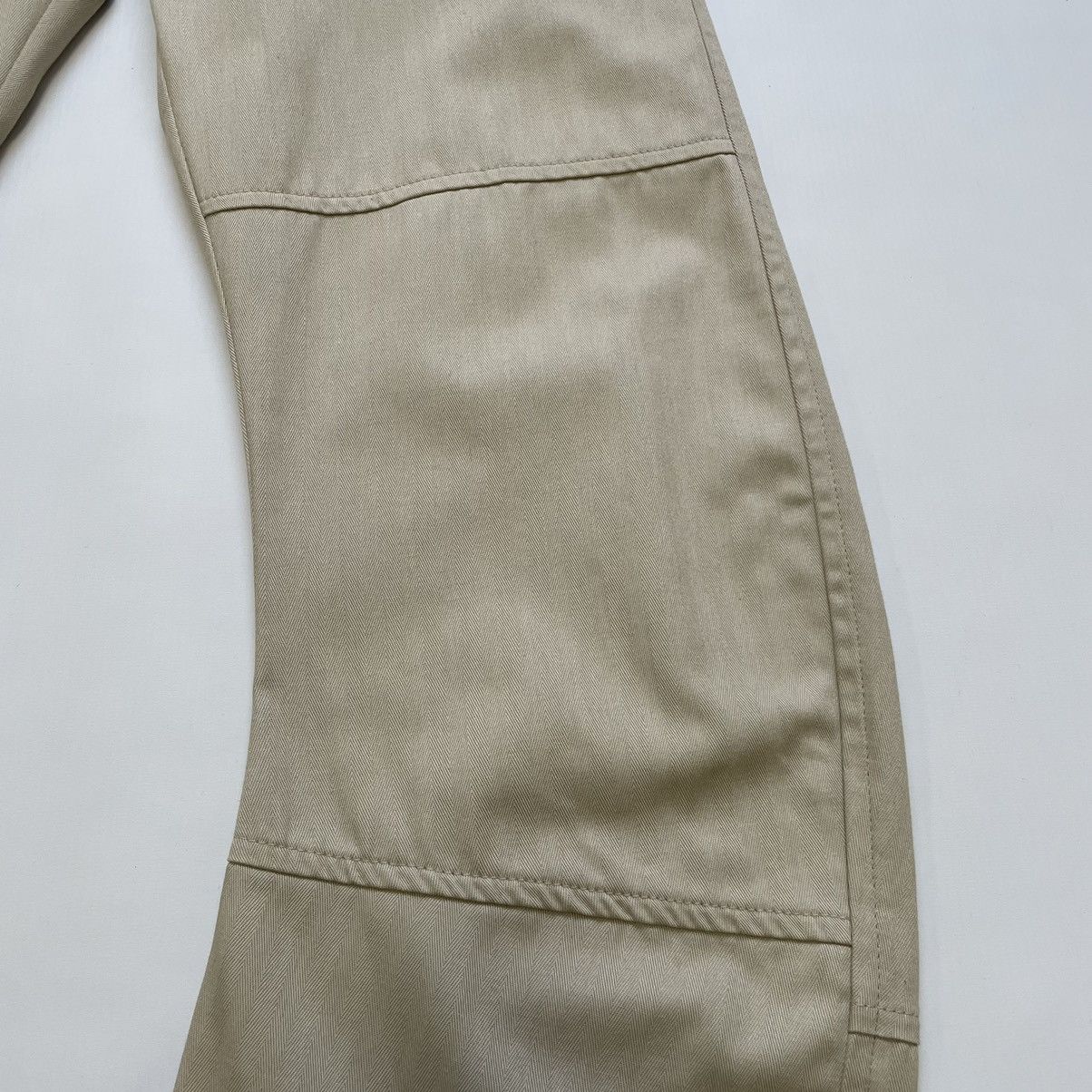 Comme des Garcons Beige ‘Curved Leg’ Utility Trousers Size US 34 / EU 50 - 10 Thumbnail