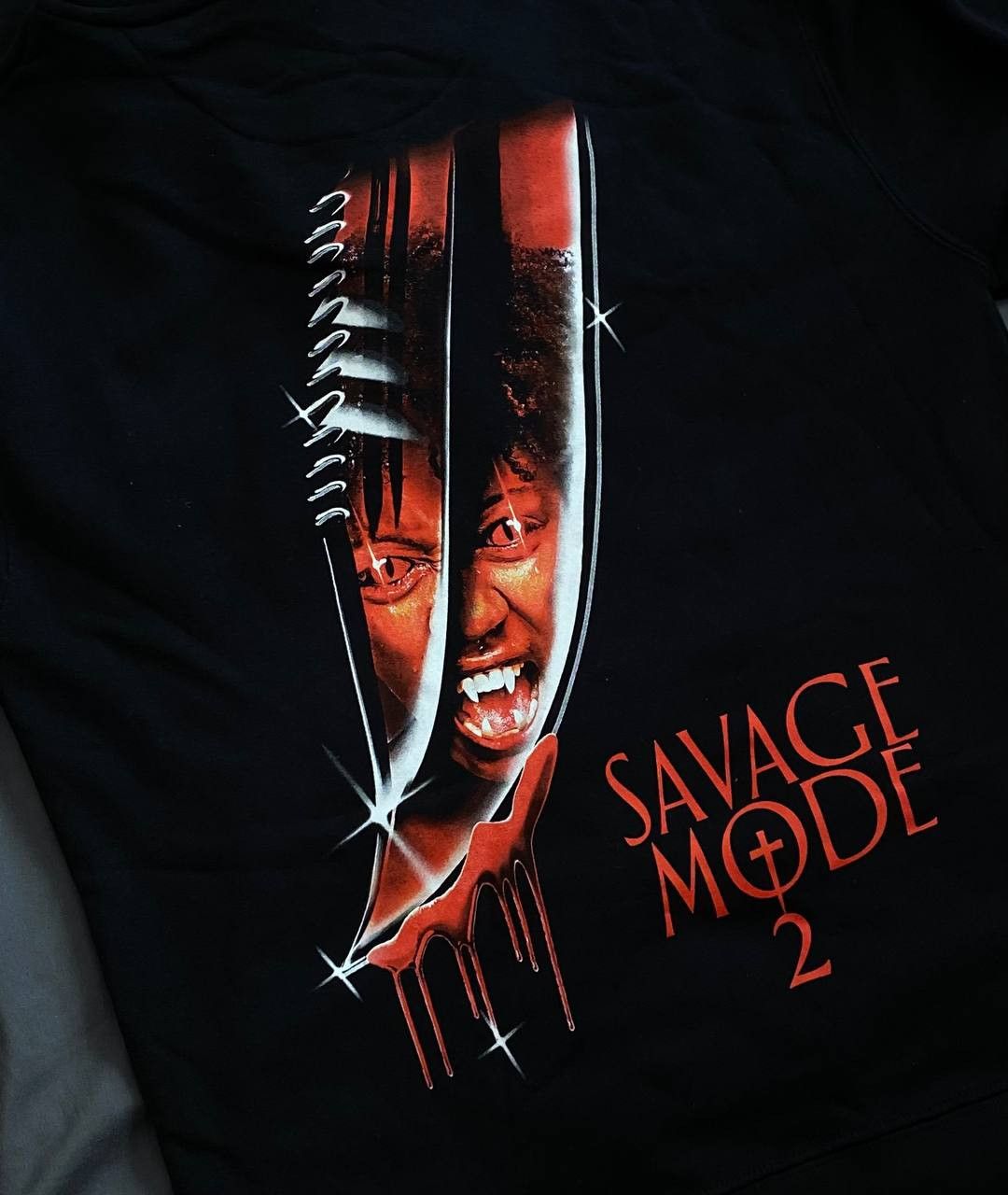 21 Savage 21 Savage Savage Mode 2 Hoodie Sweatshirt Bloody Knife Size US L / EU 52-54 / 3 - 7 Thumbnail