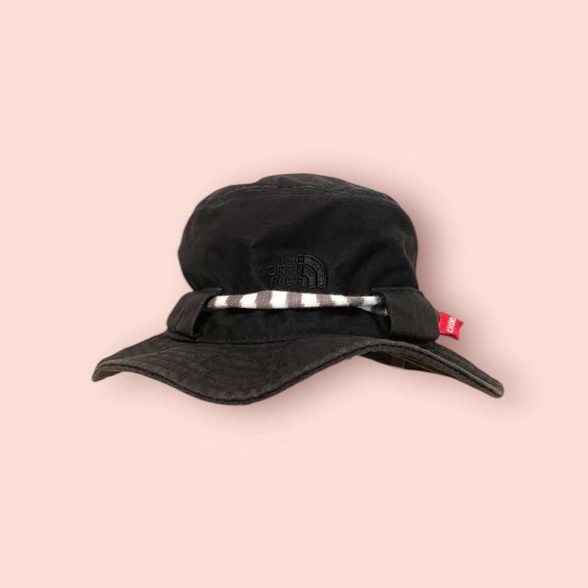 Chums × The North Face VINTAGE CHUMS X THE NORTH FACE -BLACK OUTDOOR BUCKET HAT Size ONE SIZE - 6 Thumbnail