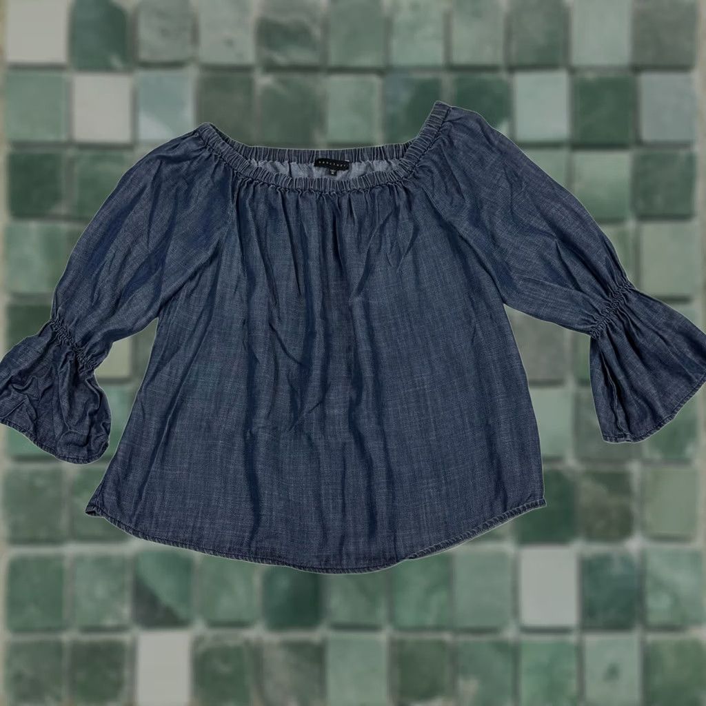 Sanctuary Sanctuary Blouse Blue Chambray Tencel Off Shoulder Bell Sleeve 3/4 Sleeve Boho Top M Womens Size M / US 6-8 / IT 42-44 - 1 Thumbnail