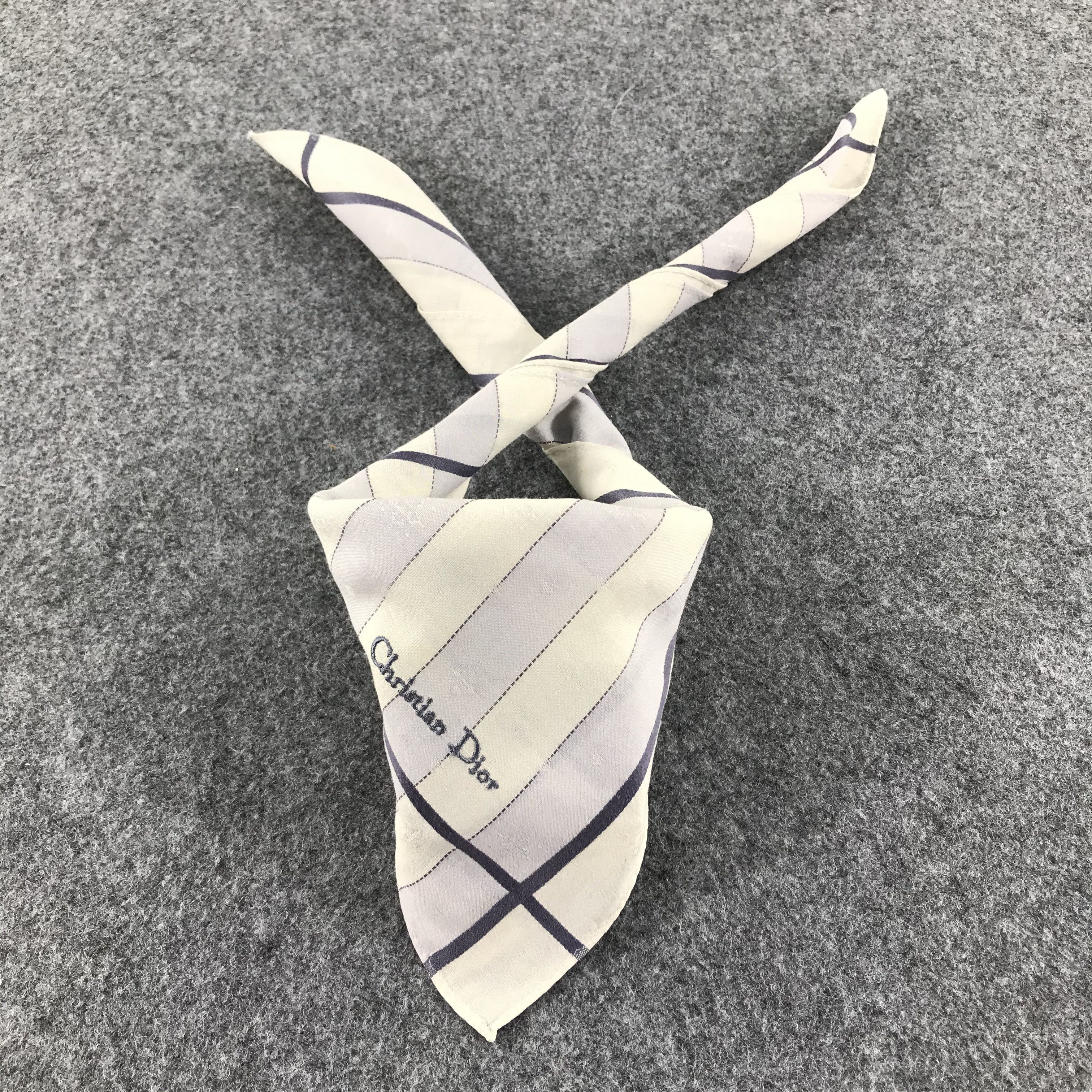 Christian Dior Monsieur Christian Dior Handkerchief Neckerchief Bandana H314 Size ONE SIZE - 2 Thumbnail