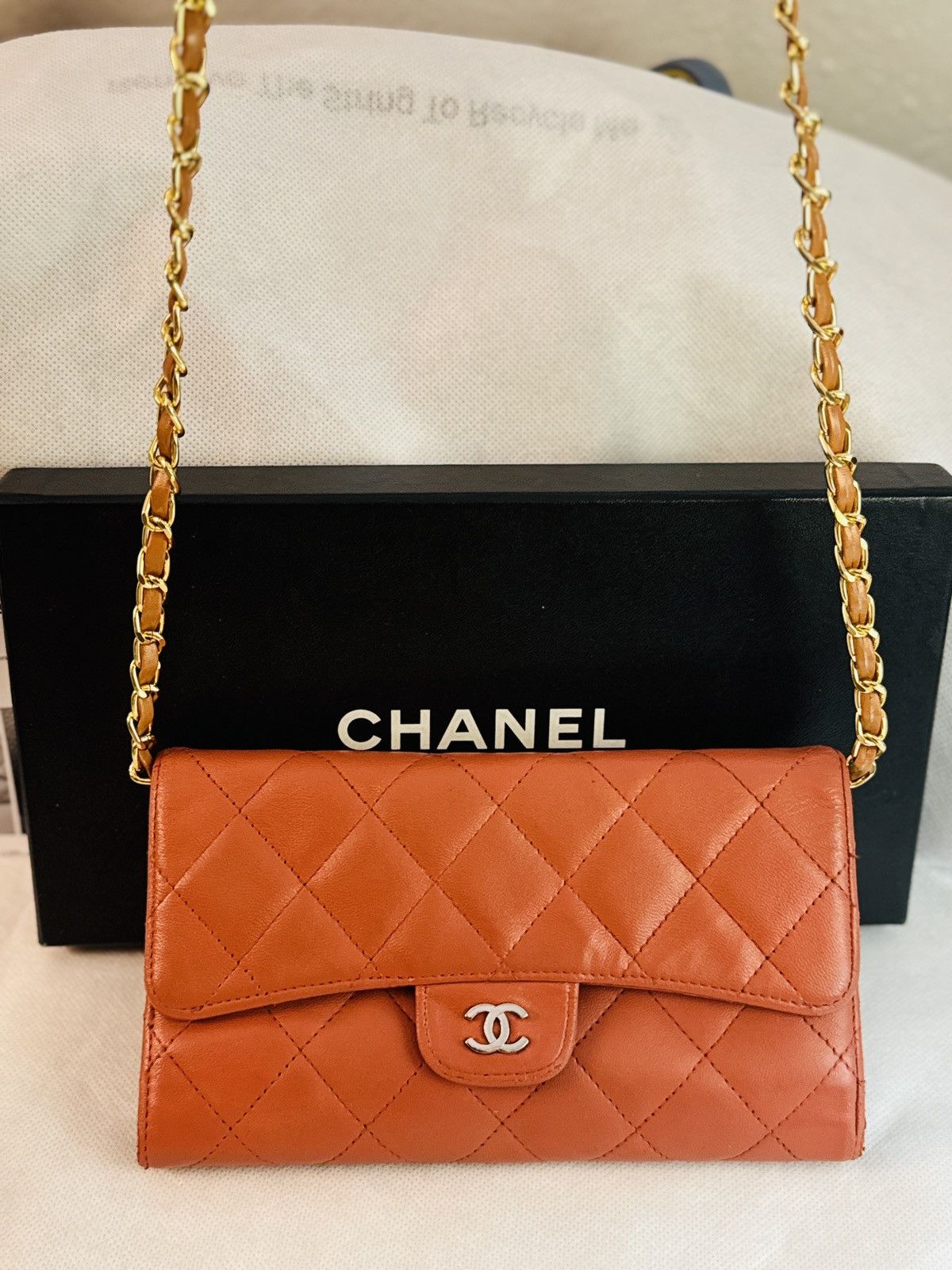 Chanel AUTHENTIC Chanel Timeless/classique Long Flap Quilted Wallet Size ONE SIZE - 1 Thumbnail