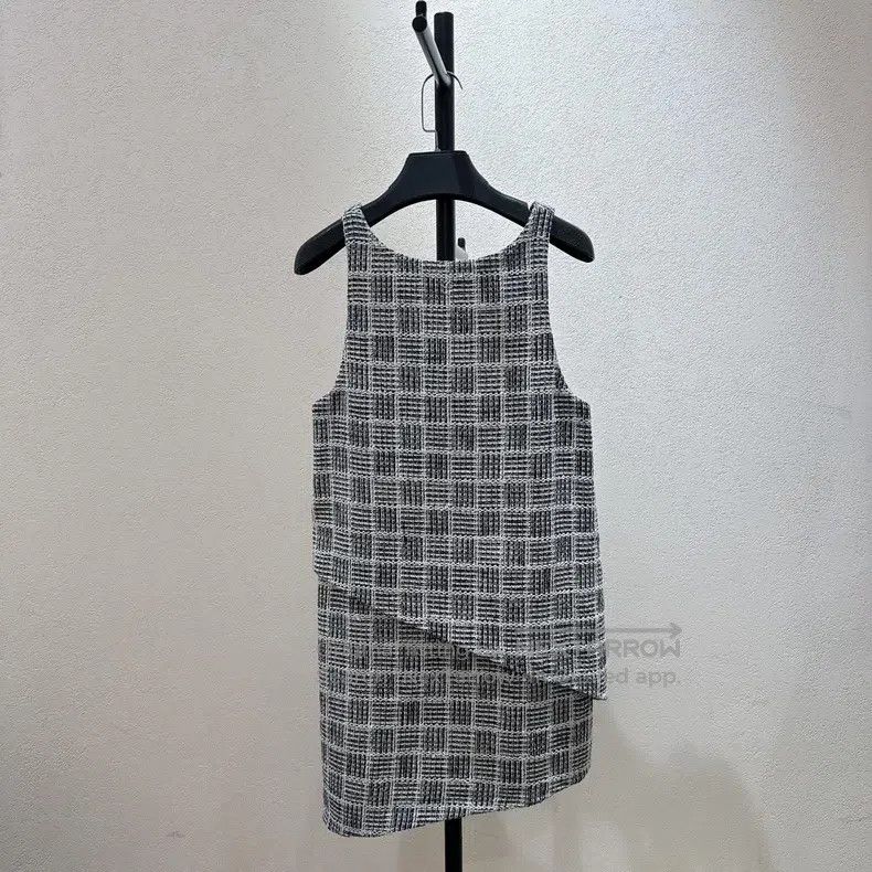 Chanel Chanel Waterfall series tweed fake two-piece sleeveless dr Size XS / US 0-2 / IT 36-38 - 2 Thumbnail