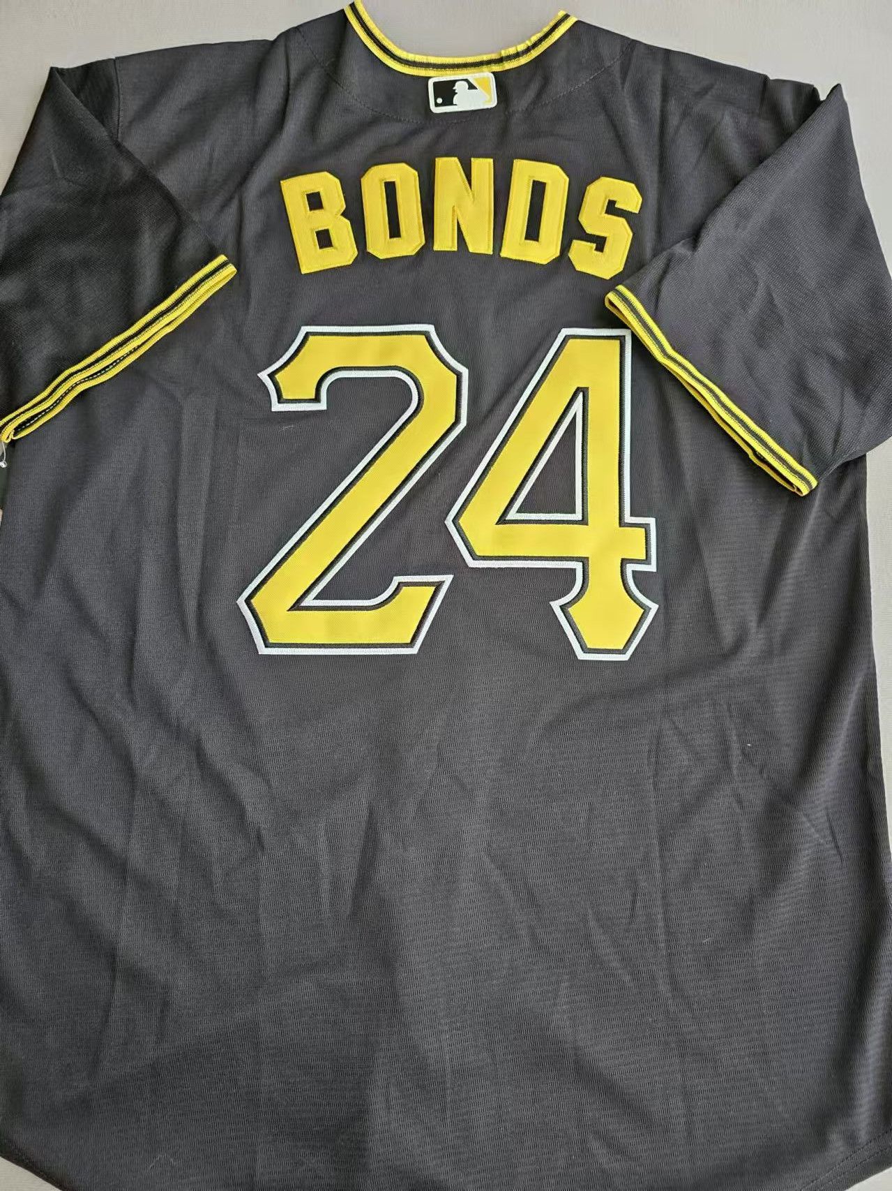 MLB Pittsburgh Pirates #24 Bonds Jersey Black Size US M / EU 48-50 / 2 - 1 Thumbnail