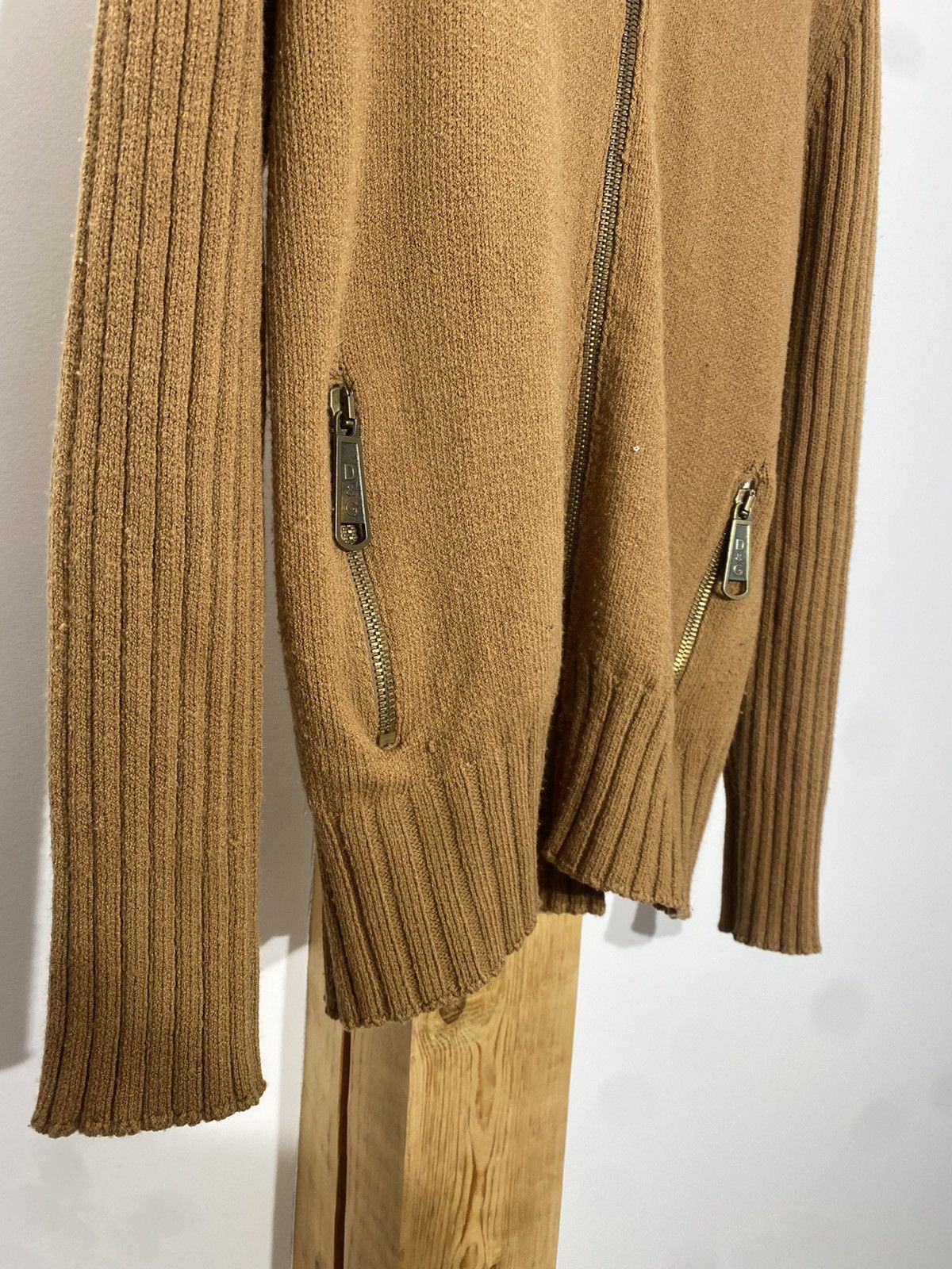 Designer × Dolce & Gabbana × Vintage Dolce & Gabbana zip sweater Brown Y2K vintage Size US M / EU 48-50 / 2 - 7 Thumbnail