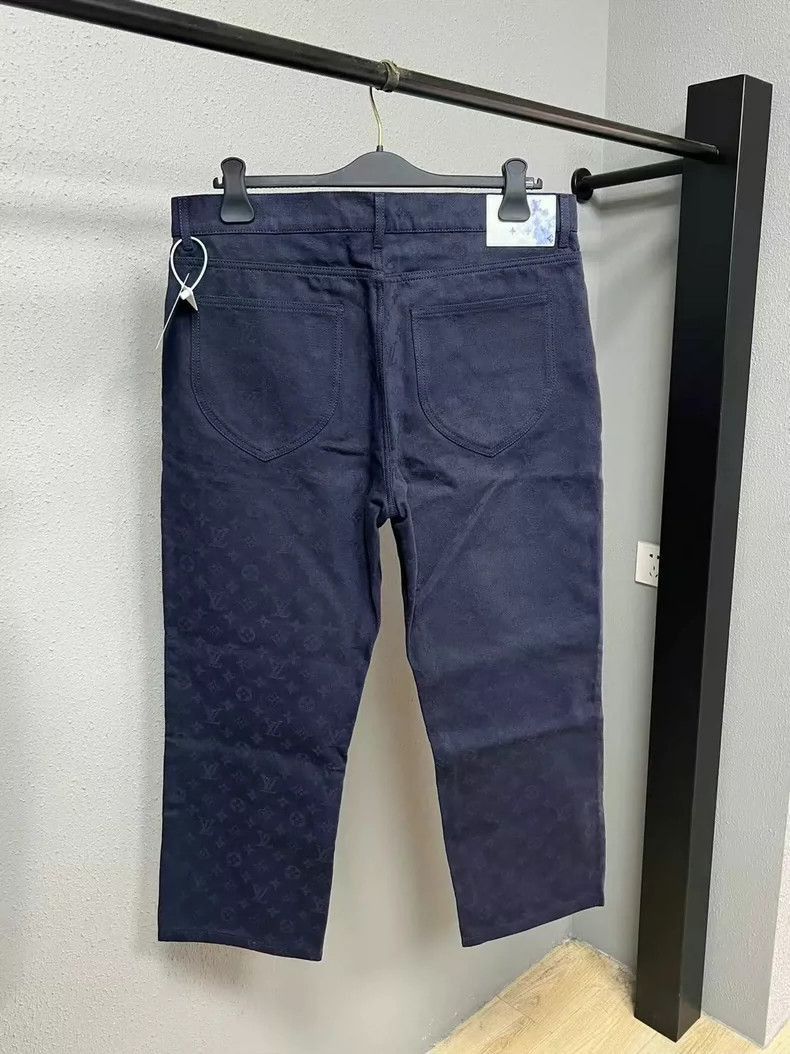 Louis Vuitton Dark Blue Designer Denim Pants Size 36-2506 Size US 36 / EU 52 - 2 Thumbnail
