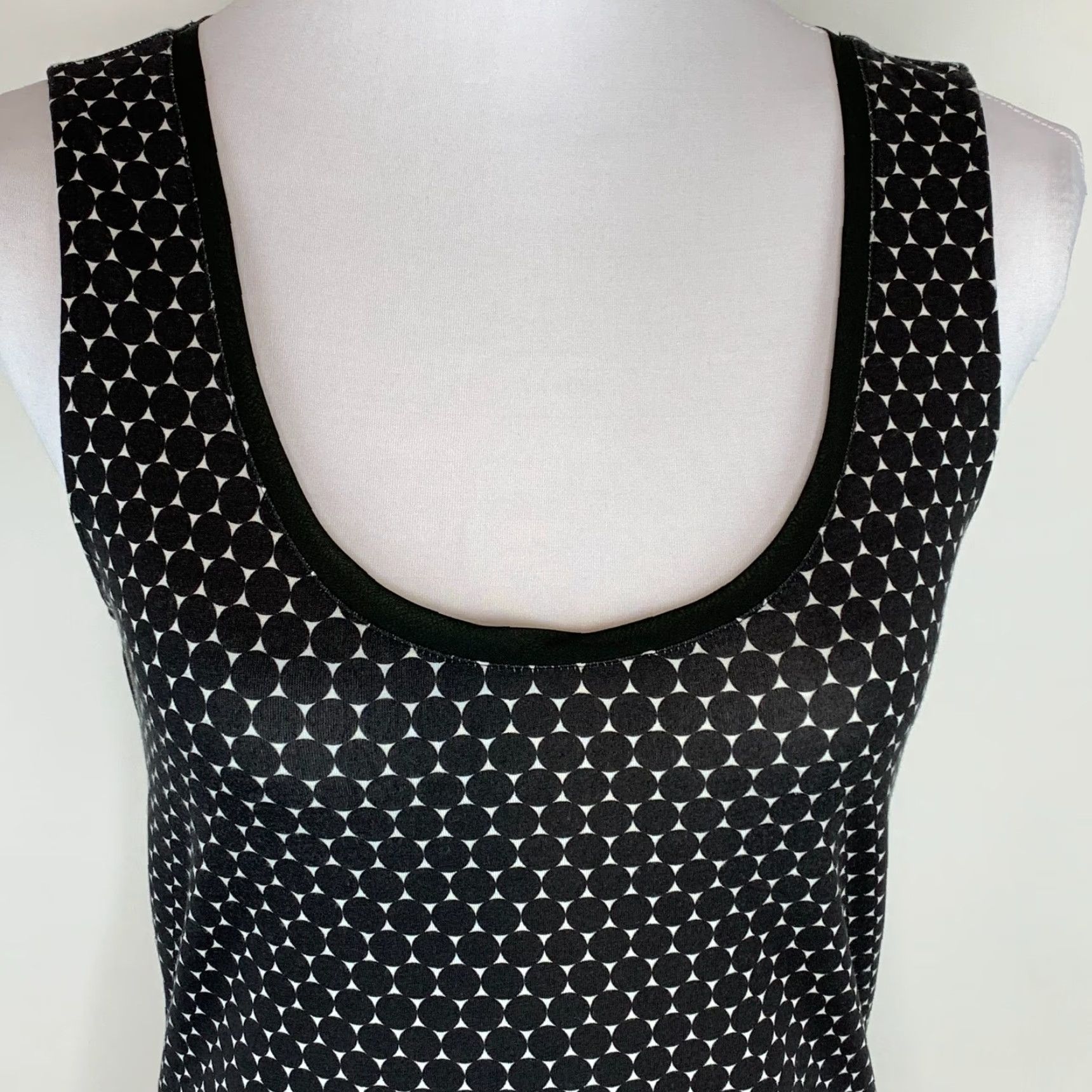 Banana Republic Banana Republic Womens Size S Geometric Print Tank Top Casual Summer Slim Fit Size S / US 4 / IT 40 - 2 Thumbnail
