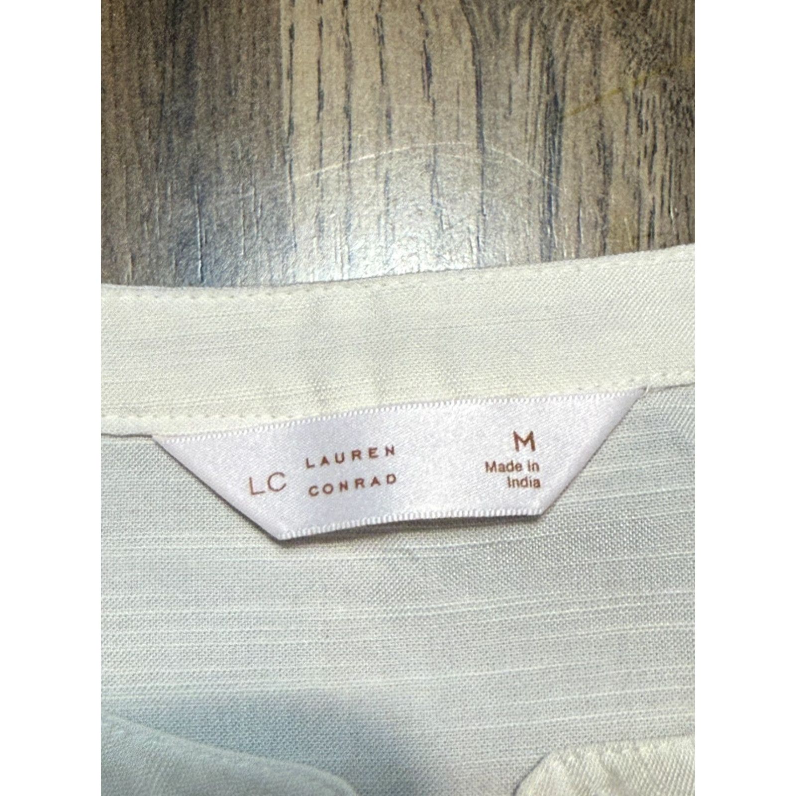 Vintage LC Lauren Conrad Shirt Women's Medium White Long Sleeve Shirt 1/4 Buttons Size M / US 6-8 / IT 42-44 - 6 Thumbnail