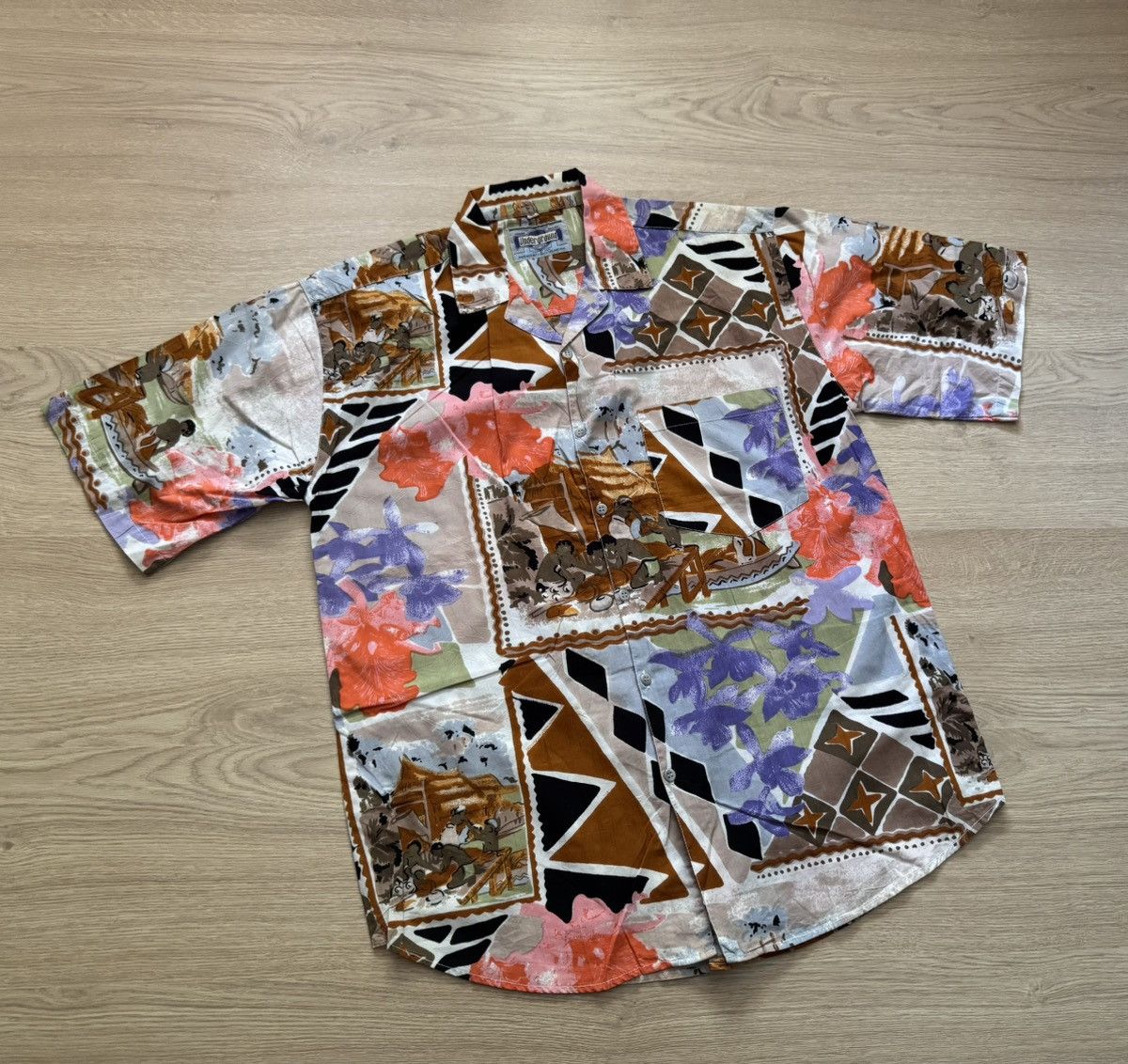 Vintage Vintage 00’s Underground Hawaiian All Over Print Shirt Size US S / EU 44-46 / 1 - 1 Thumbnail