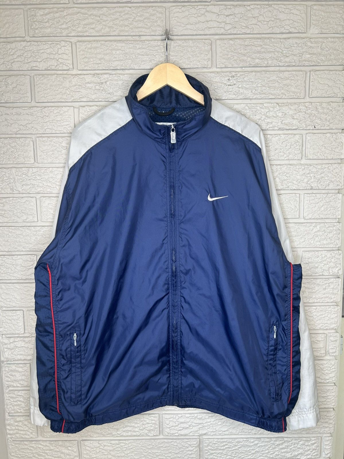 Nike Vintage 90s Nike Swoosh Zip Up Windbreaker Jacket Size US XL / EU 56 / 4 - 2 Thumbnail