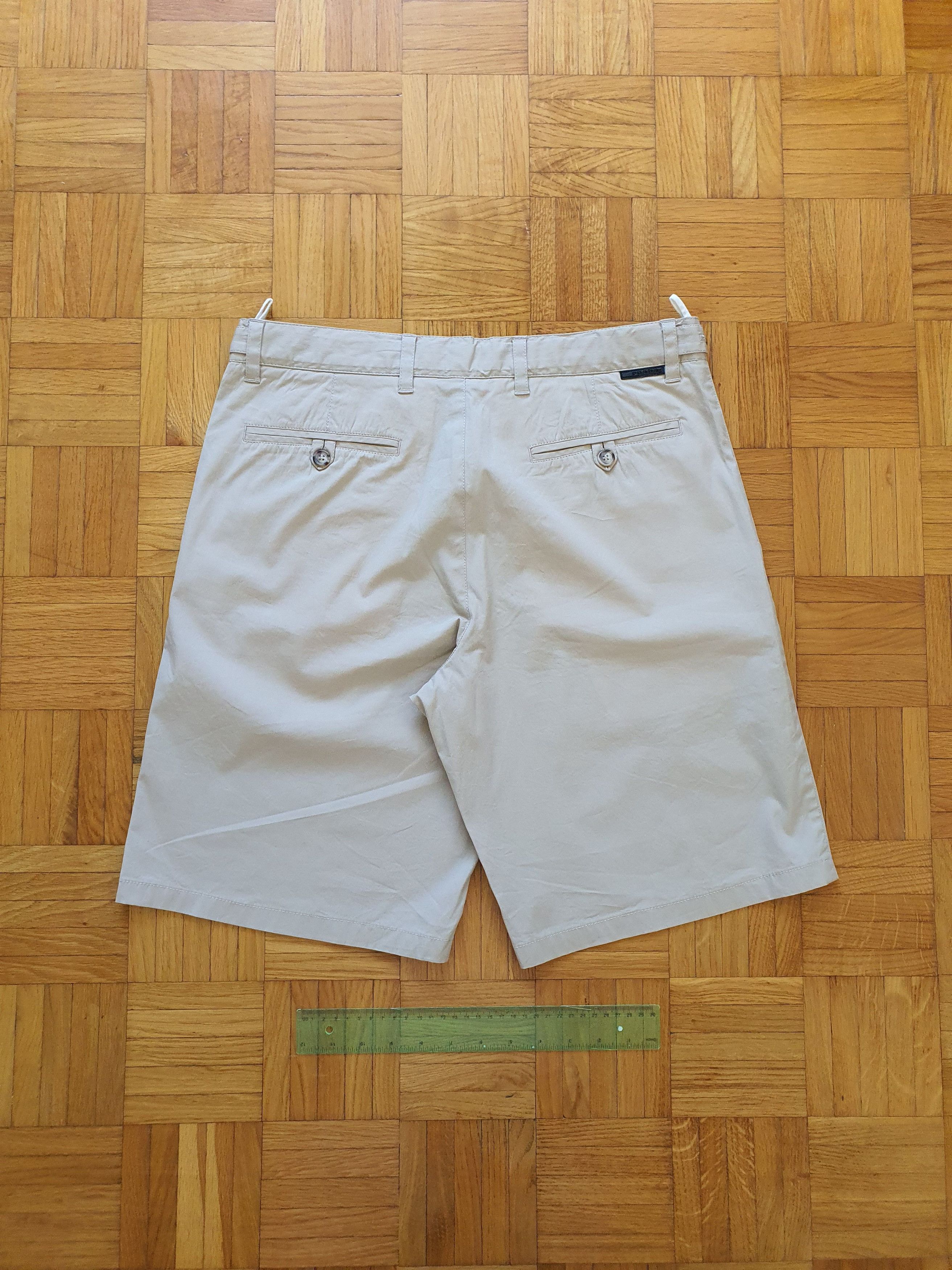 Prada LINEA ROSSA - Lightweight Classic Summer Shorts Bermudas Size US 32 / EU 48 - 2 Thumbnail
