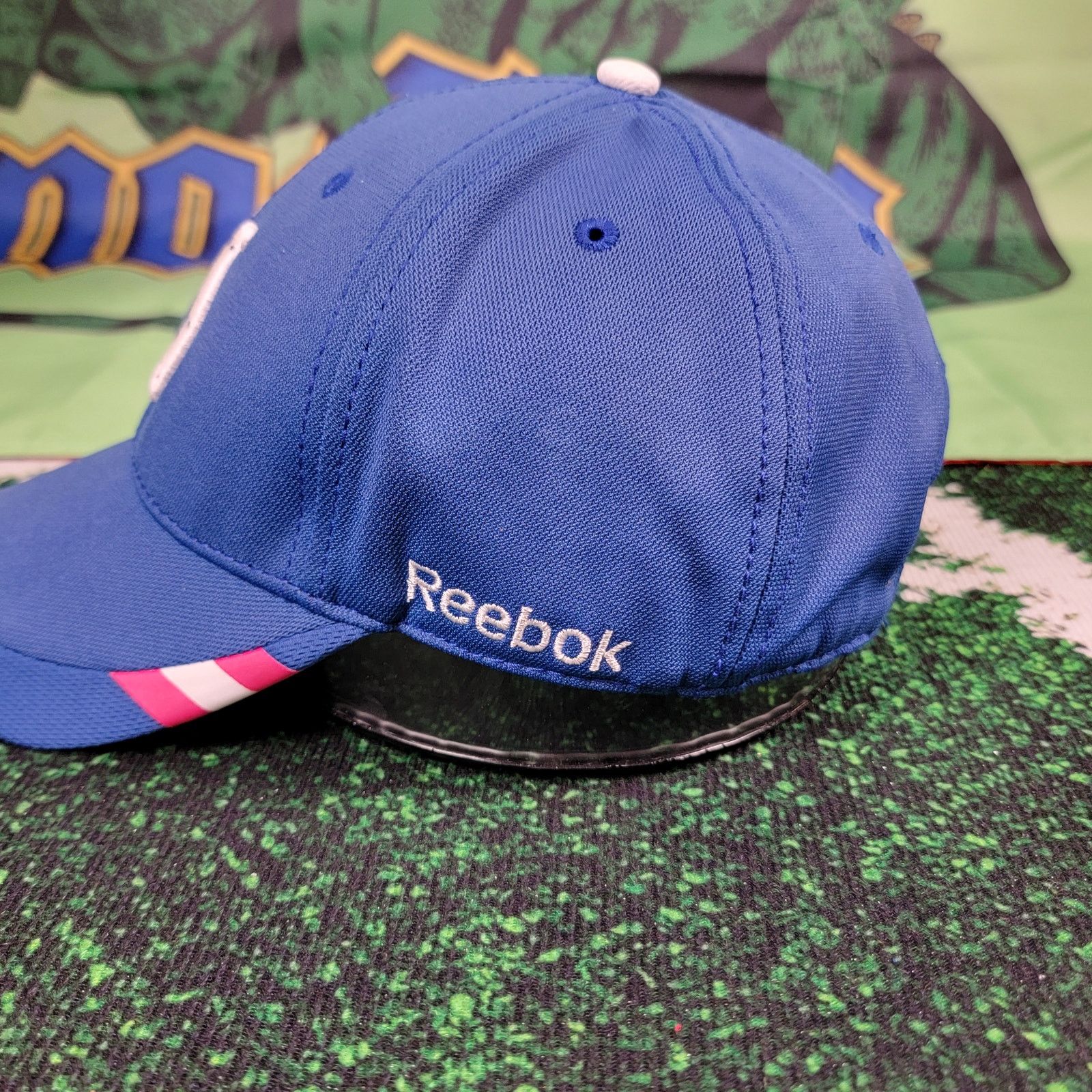 Reebok Indianapolis Colts NFL Reebok Cancer Awareness Velcro Strap Size ONE SIZE - 2 Thumbnail