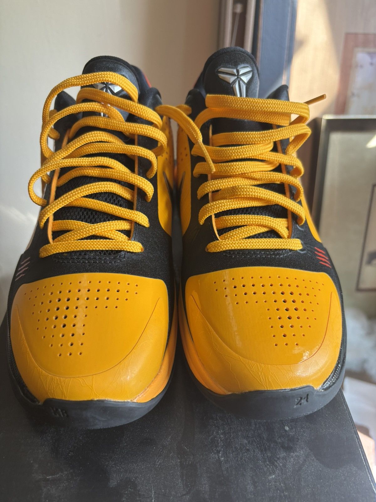 Nike KOBE V PROTRO Size US 7 / EU 40 - 3 Thumbnail