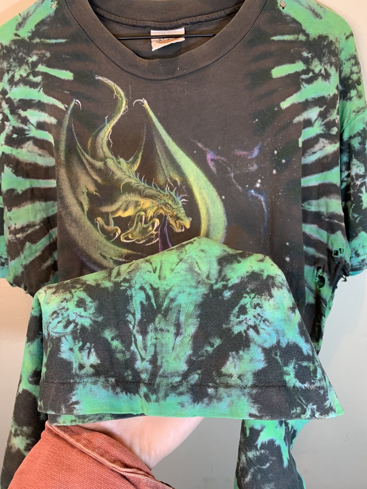 Vintage *RARE* Vintage 90s Wizard Smoking Dragon Single Stitch Shirt Size US XL / EU 56 / 4 - 6 Thumbnail
