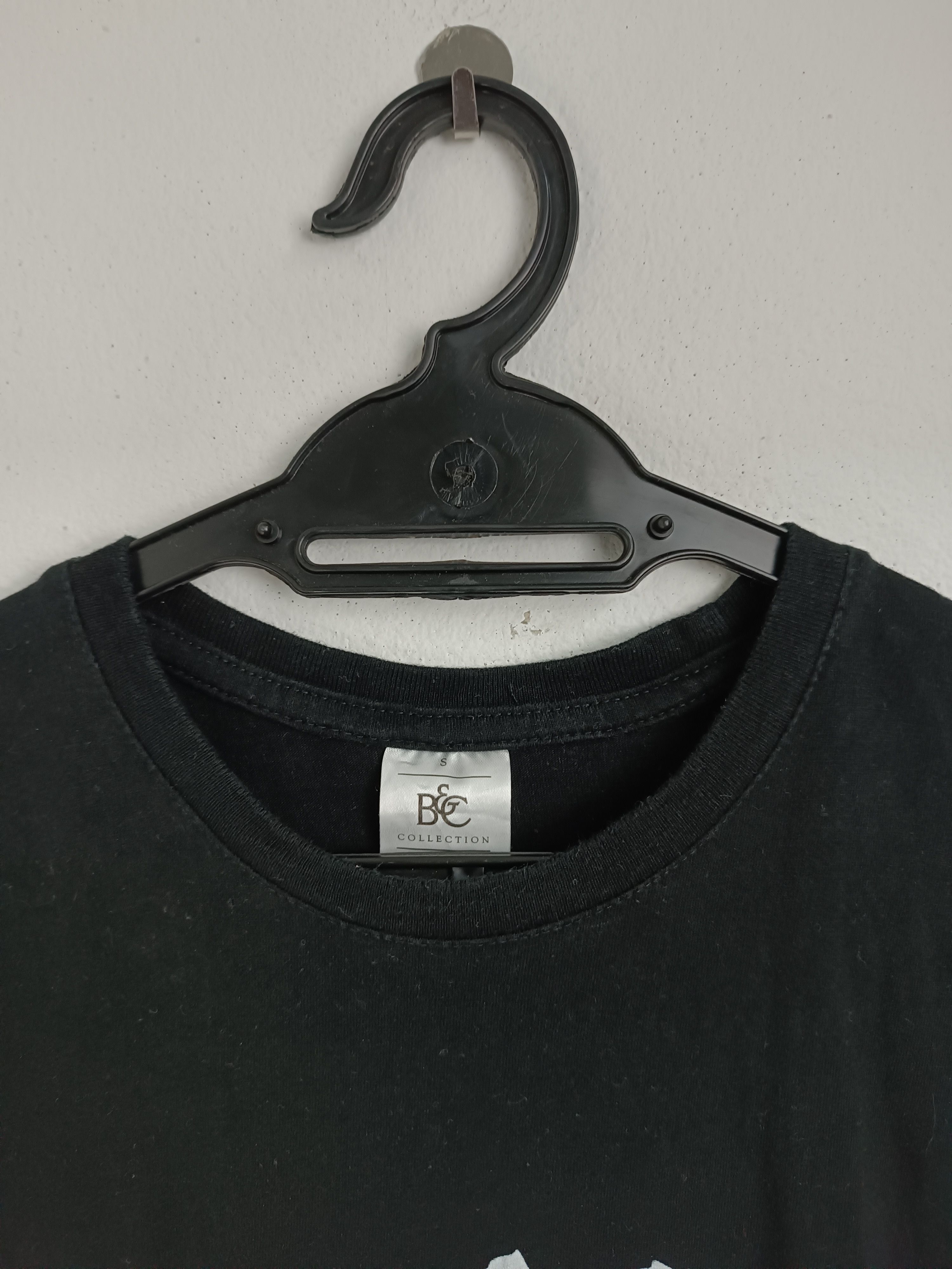 Other VINTAGE BLACK LIVES MATTER BLM PROTEST HUMANITY TEE Size US M / EU 48-50 / 2 - 9 Thumbnail