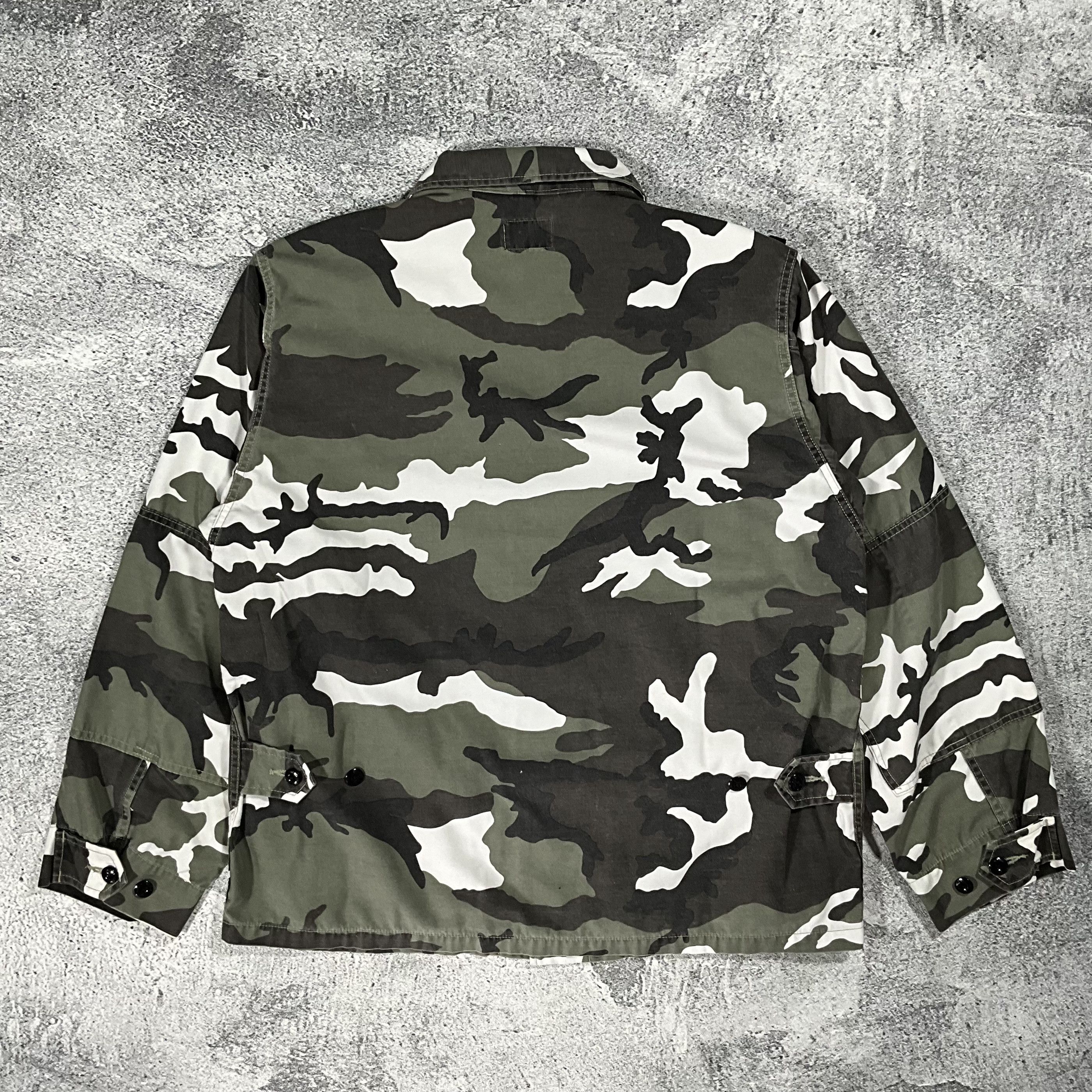 Wtaps Wtaps jungle ls 02 shirt copo twill urban camo Size US XL / EU 56 / 4 - 5 Thumbnail
