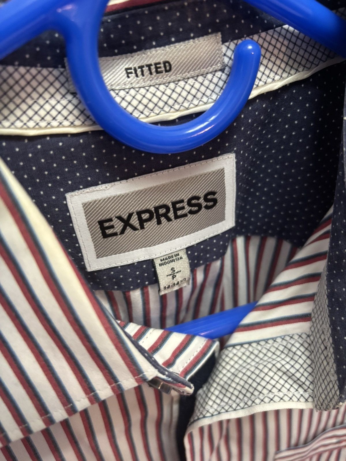 Express Men's Express Fitted Stripped Button Down Shirt (S/14-14.5) Size US S / EU 44-46 / 1 - 2 Thumbnail
