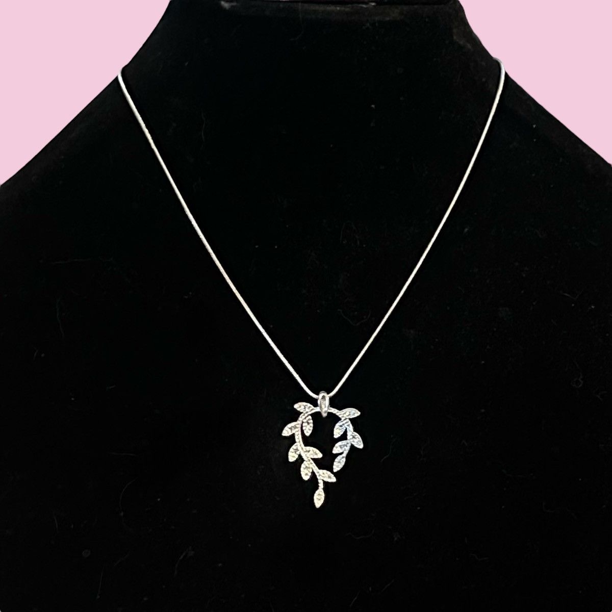 Other 925 silver leafy vine pendant necklace Size ONE SIZE - 1 Thumbnail