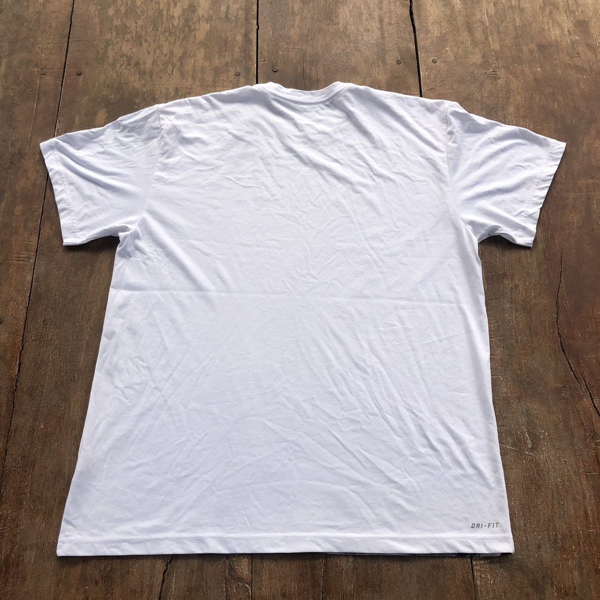 Nike Nike LeBron James Rare Shirt Size US XL / EU 56 / 4 - 2 Thumbnail