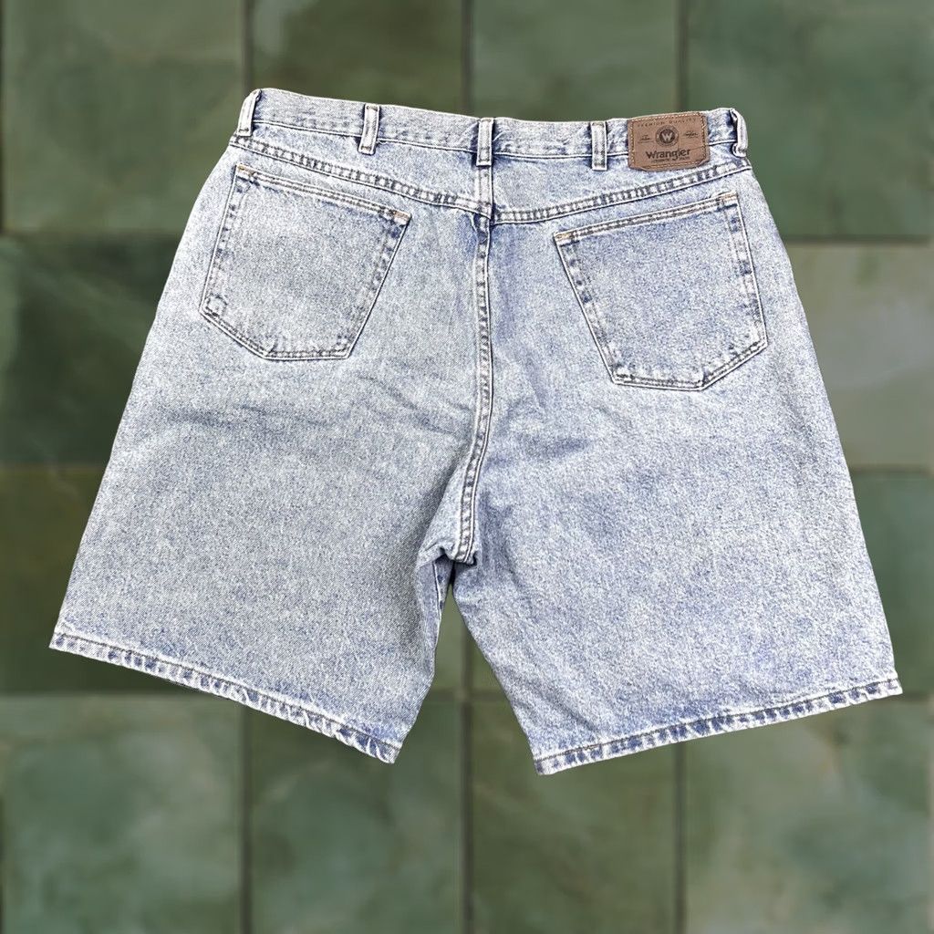 Wrangler VINTAGE Wrangler Denim Jean Shorts Womens 38” Waist High Rise Cotton Mom Jeans Blue 80s 90s Retro Workwear Womens Size 26" / US 2 / IT 38 - 1 Thumbnail