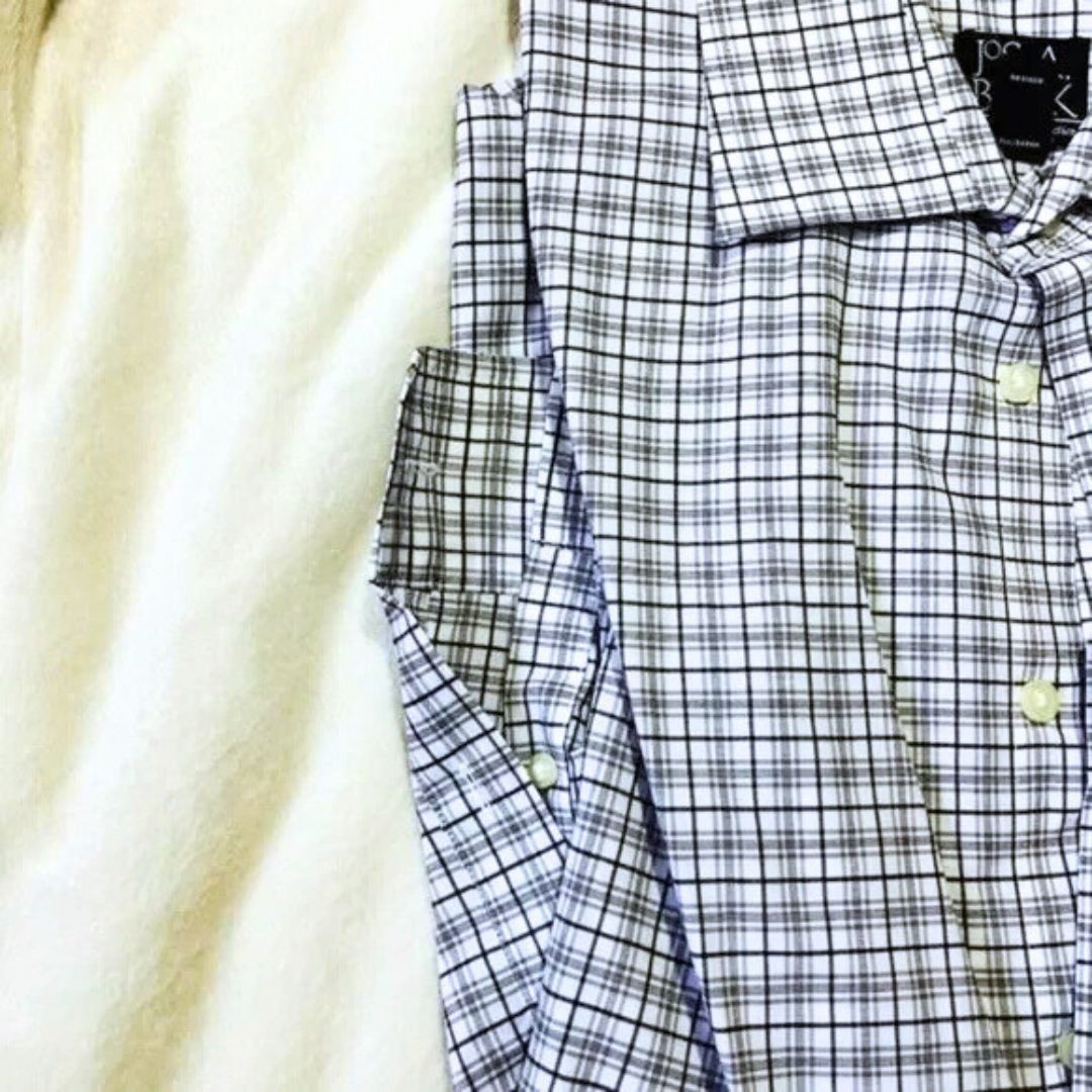 Jos. A. Bank Jos A. Bank Gray Plaid Button Down Shirt | Size M Size US M / EU 48-50 / 2 - 4 Thumbnail