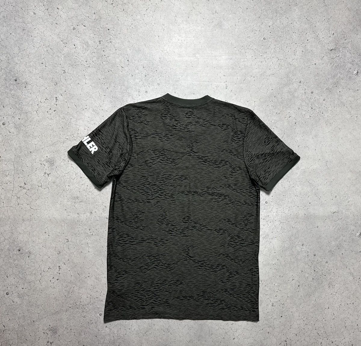 Adidas Adidas FC Manchester United 2020/2021 Vintage Soccer Jersey Size US L / EU 52-54 / 3 - 8 Thumbnail