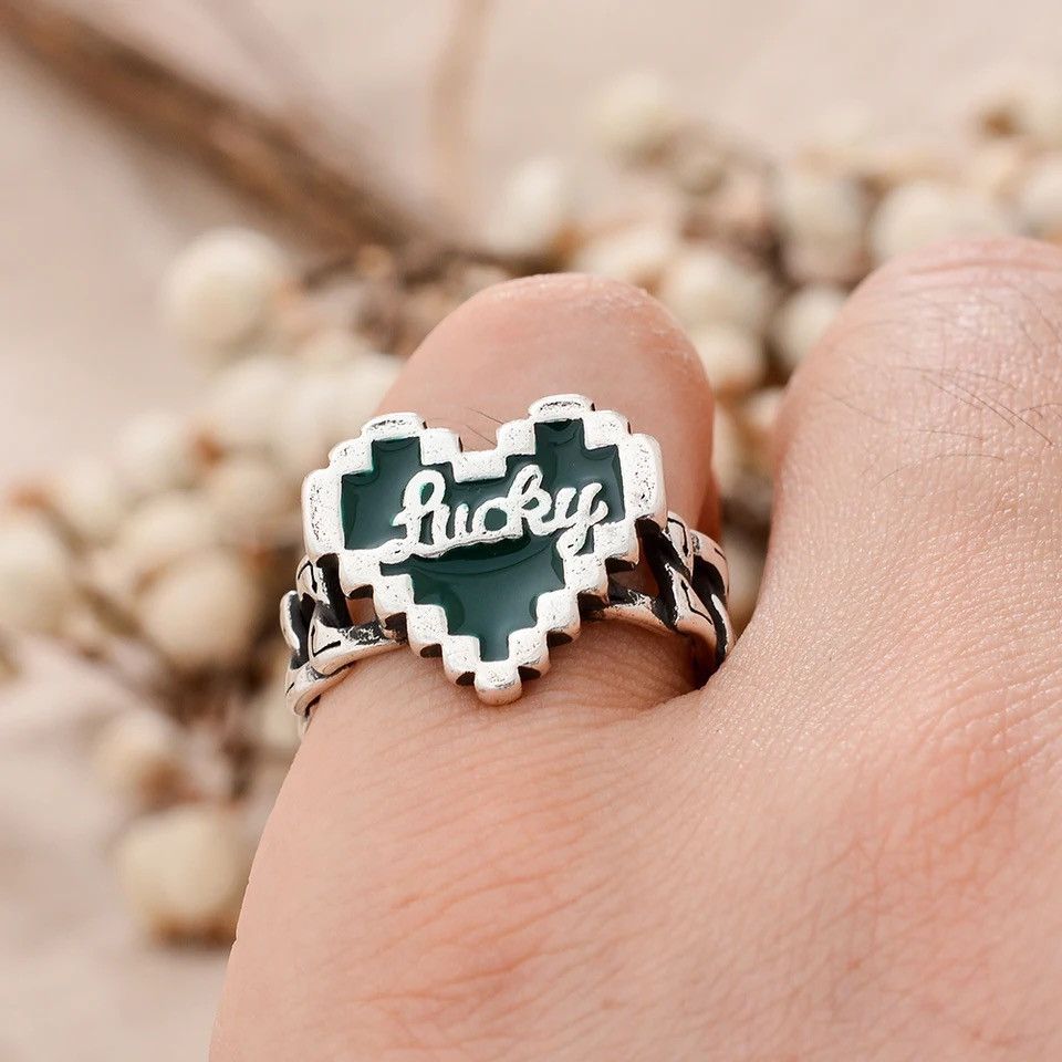 Jewelry × Vintage Romantic Mosaic Green Love Heart Lucky Letter Resin Ring Size ONE SIZE - 6 Thumbnail