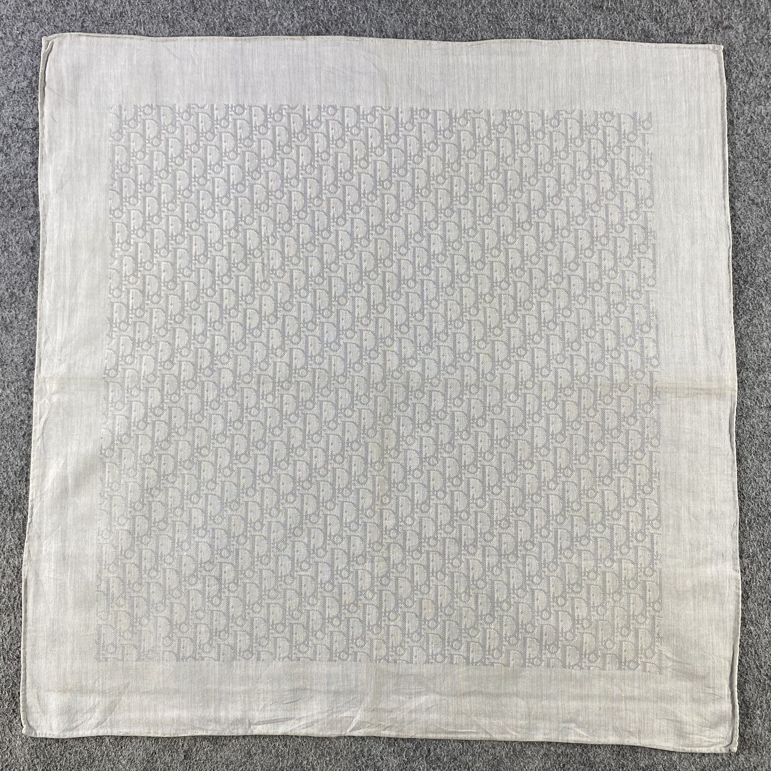 Vintage Dior Monogram Handkerchief/Neckerchief/Bandana HC671 Size ONE SIZE - 1 Thumbnail