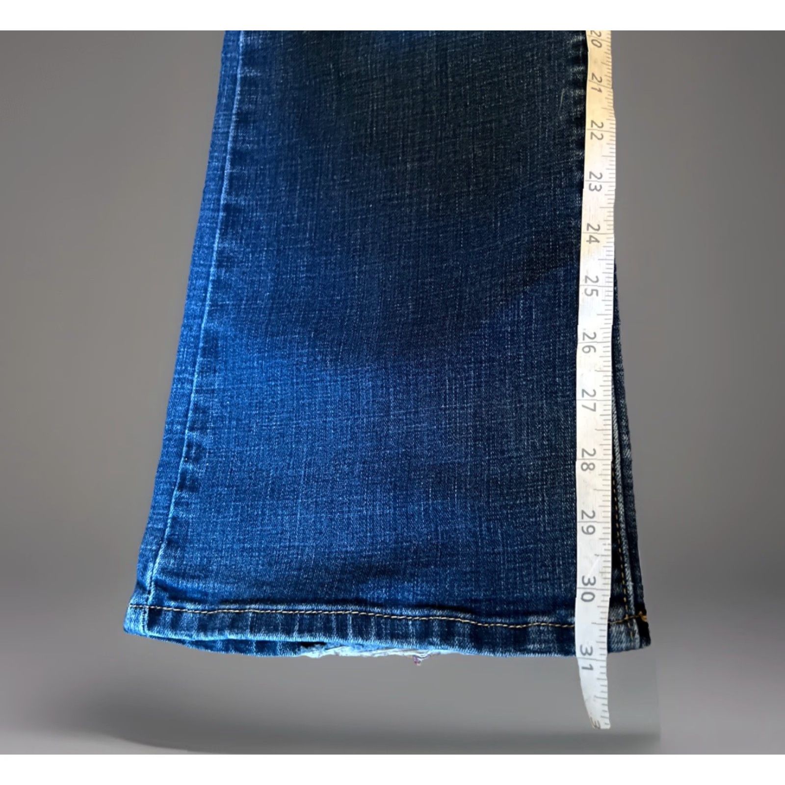 Levi's Levi's Jeans Classic Bootcut Womens 12 Medium Blue Denim Stretch Cotton Blend Pants Regular 31.5in Inseam Belt Loops Zipper Size 34" / US 12 / IT 48 - 3 Thumbnail