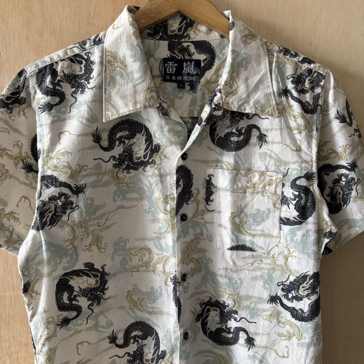 Japanese Brand Y2K Sukajan Souvenir Dragon Art Pattern Shirts Size US XL / EU 56 / 4 - 2 Thumbnail