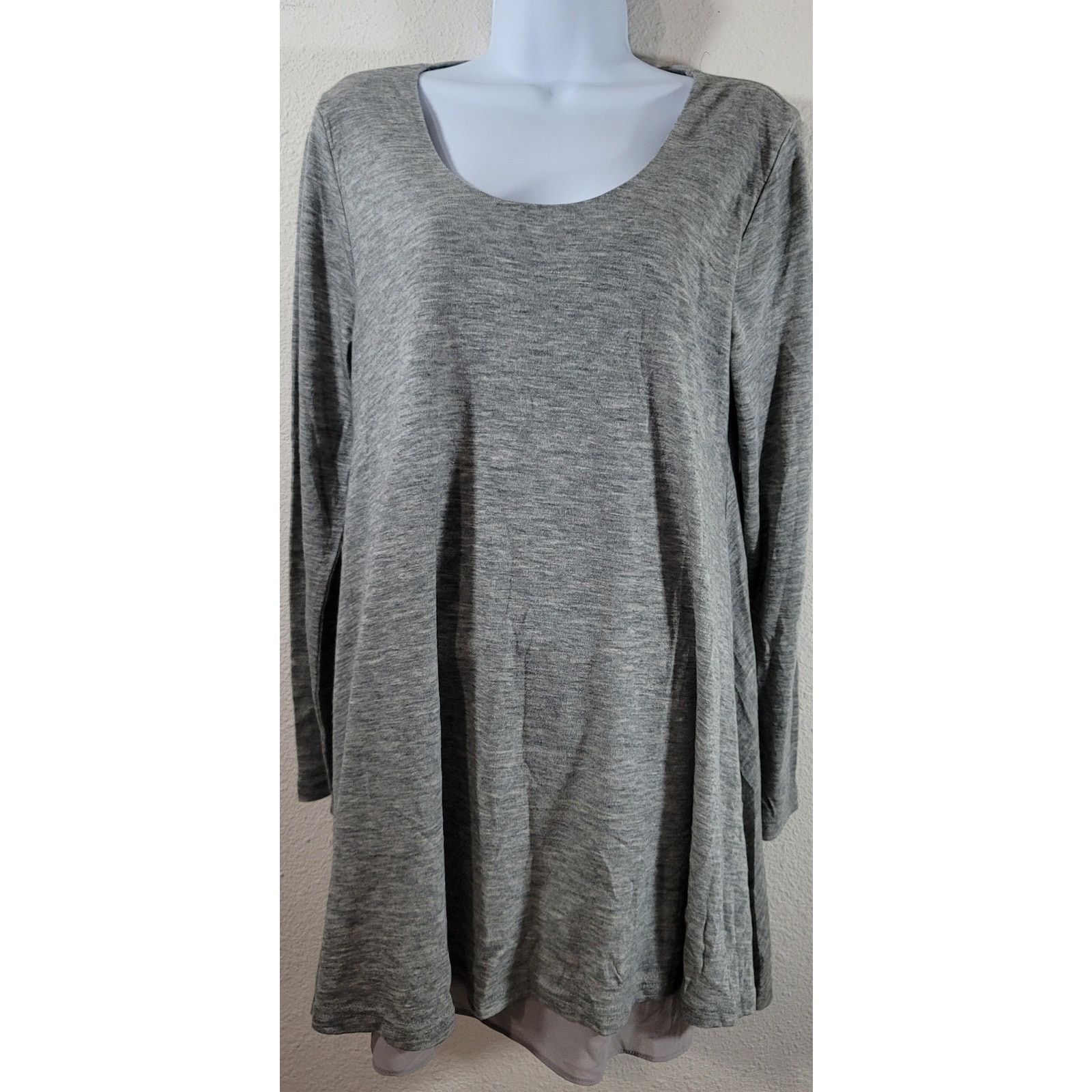 Other Umgee Gray Heathered Layered Hem Scoop Neck Medium Size M / US 6-8 / IT 42-44 - 1 Thumbnail