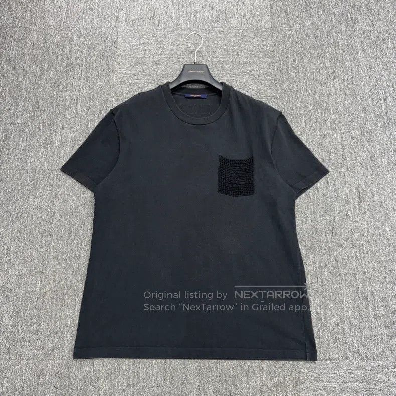 Louis Vuitton Louis Vuitton Cutout knit pocket short sleeves Size US XXL / EU 58 / 5 - 1 Thumbnail