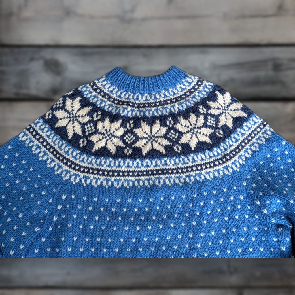 Vintage VINTAGE Hand Knit Sweater Mens Blue Holiday Christmas Grandpa Sz M Pullover Knit Size US M / EU 48-50 / 2 - 1 Thumbnail