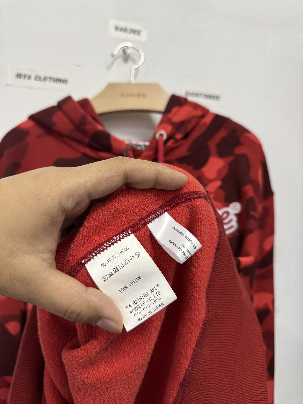 Bape × Coca Cola BAPE x Coca-Cola Color Camo Ape Head Pullover Hoodie Size US L / EU 52-54 / 3 - 5 Thumbnail