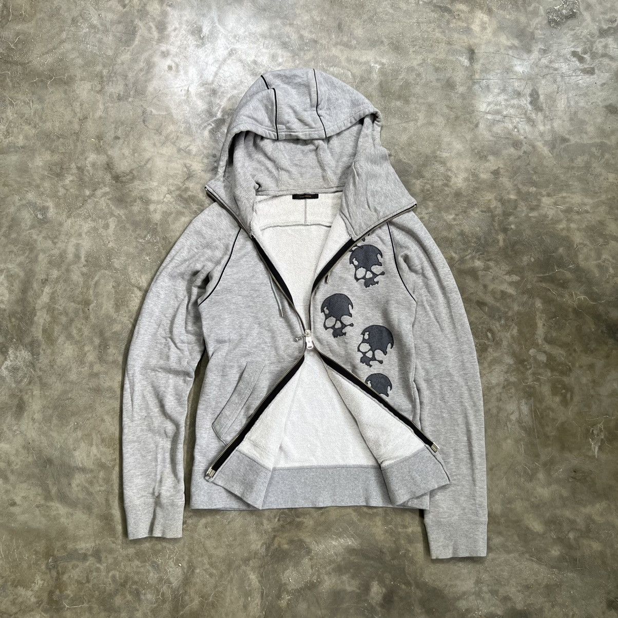 KMRii 2000s Stud Muffin Vkei Style Asymmetric Zip Skull Hoodie Size US L / EU 52-54 / 3 - 1 Thumbnail