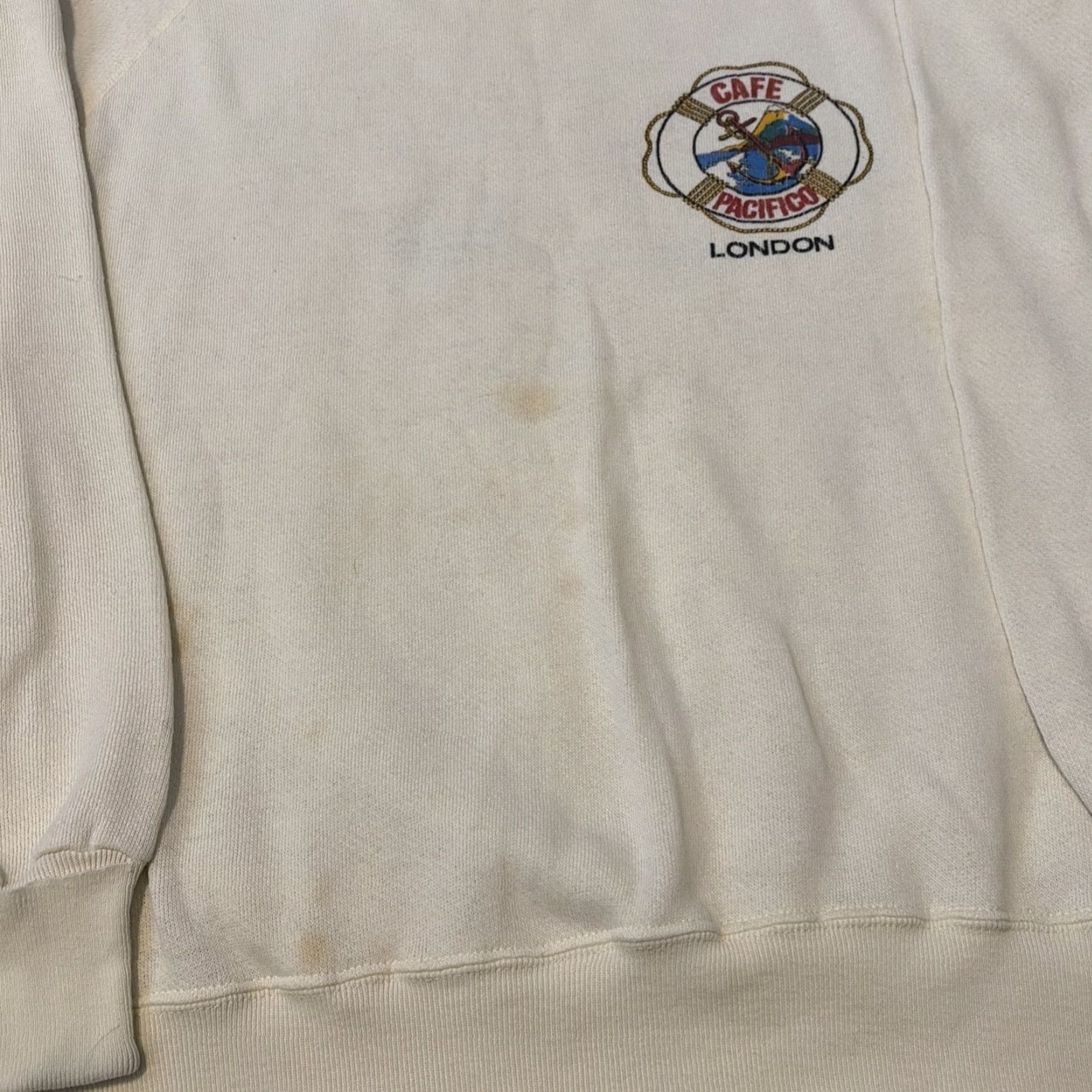 Vintage VINTAGE Cafe Pacifico London Crewneck Sweatshirt XL White Unisex Adults Size US XL / EU 56 / 4 - 7 Thumbnail