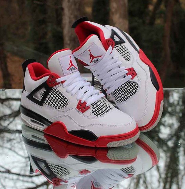 Jordan Brand AIR JORDAN 4 RETRO Size US 10 / EU 43 - 9 Thumbnail